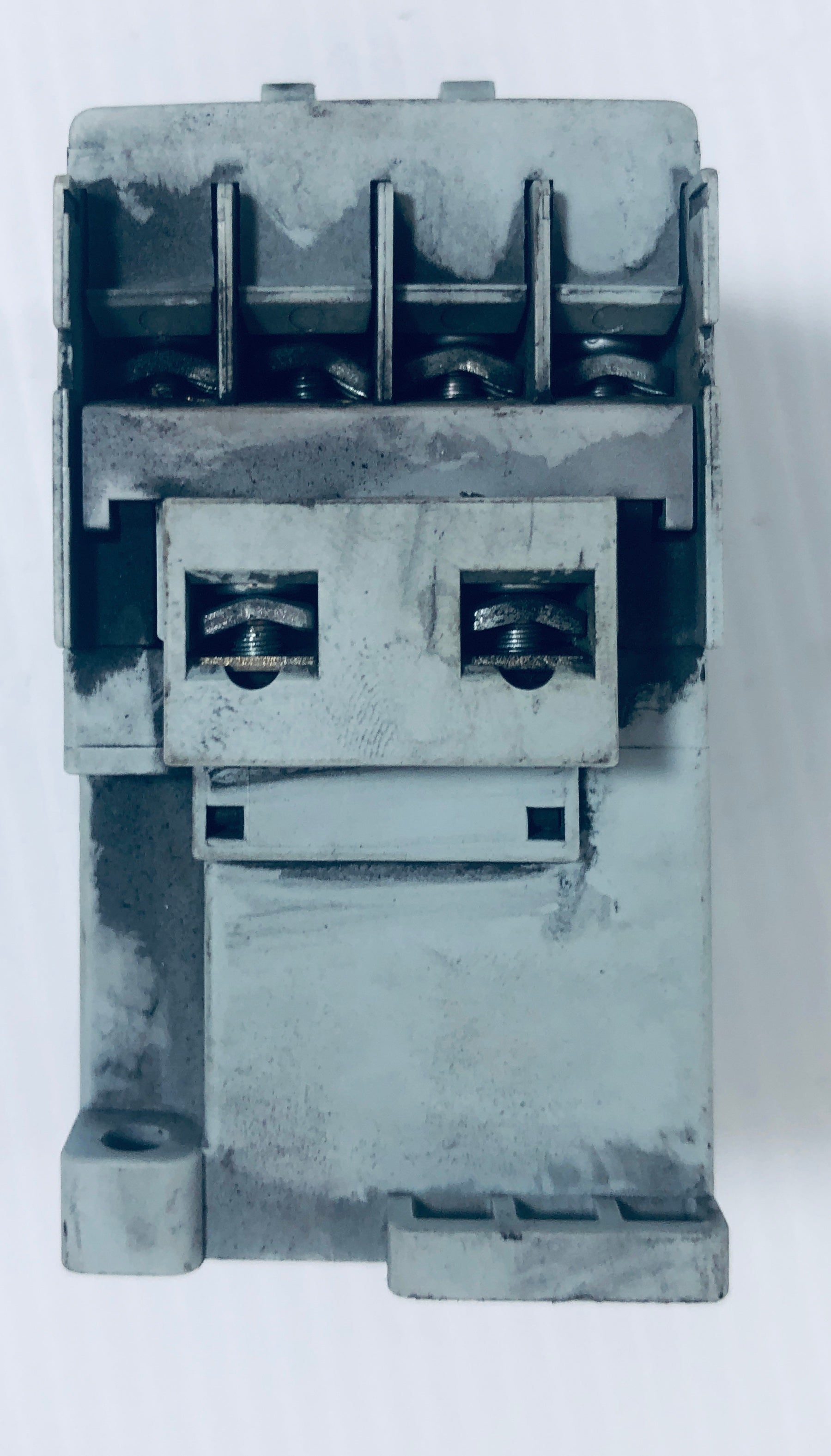Allen-Bradley Contactor 700-CF400* Series A 600 VAC Max
