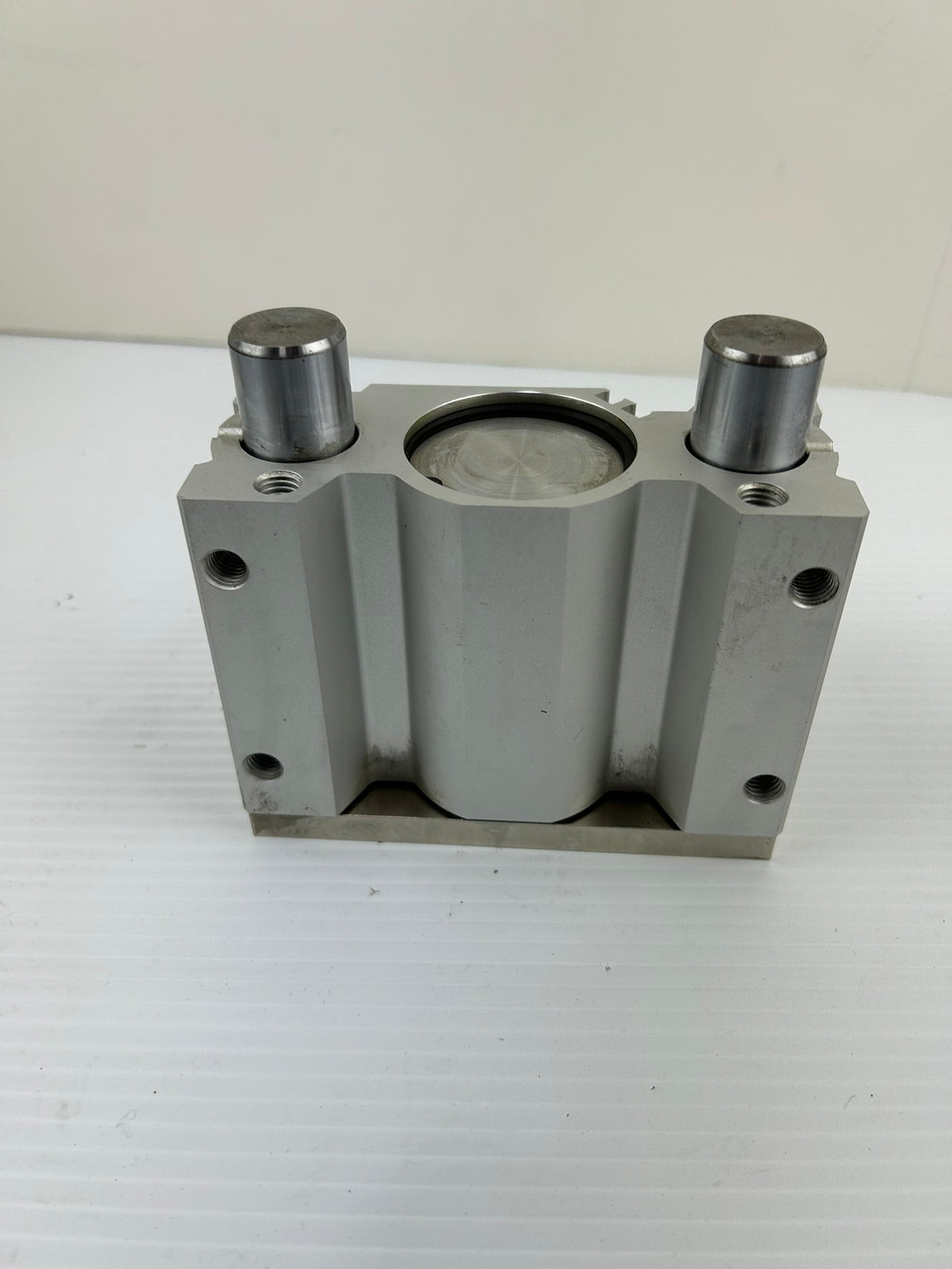 SMC MGQM50TN-50 Compact Guide Cylinder 50mm Bore 50mm Stroke Pneumatic 1.0MPa