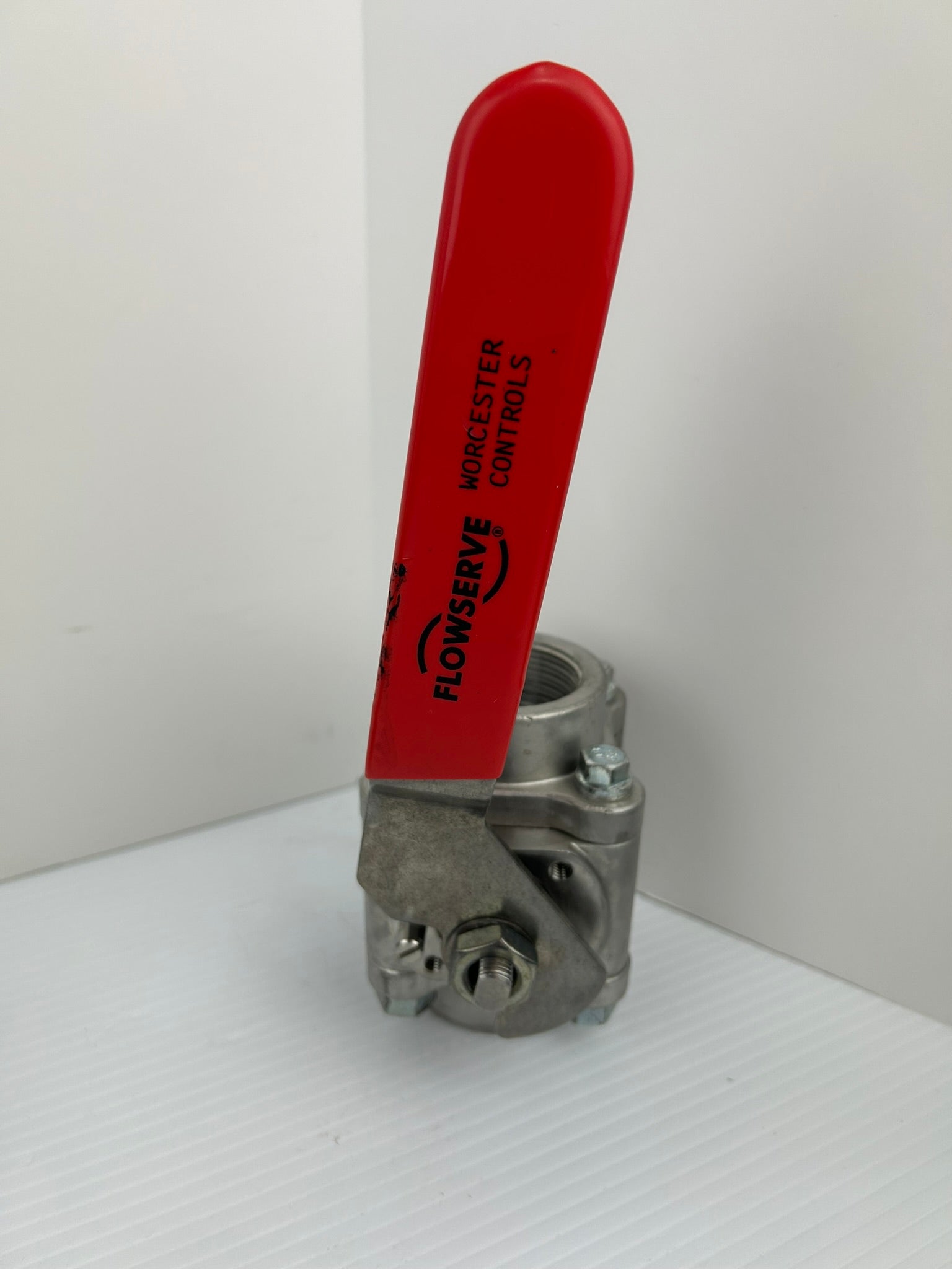 Worcester Controls Flowserve 11/2 4466TSE R2 TS71 Ball Valve A351 CF8M HCPC 4EE6