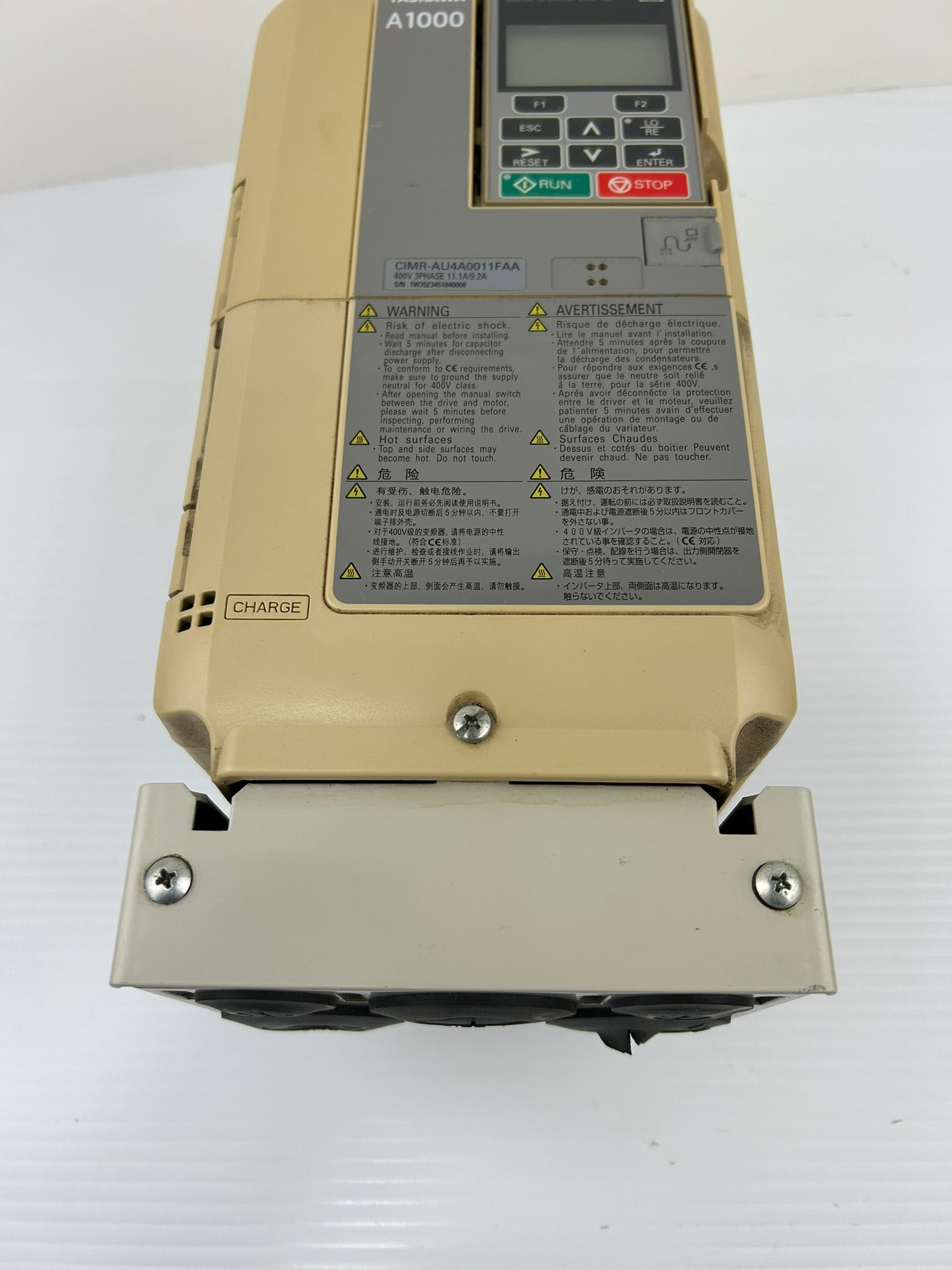 Yaskawa Electric CIMR-AU4A0011FAA Industrial AC Drive Rev E