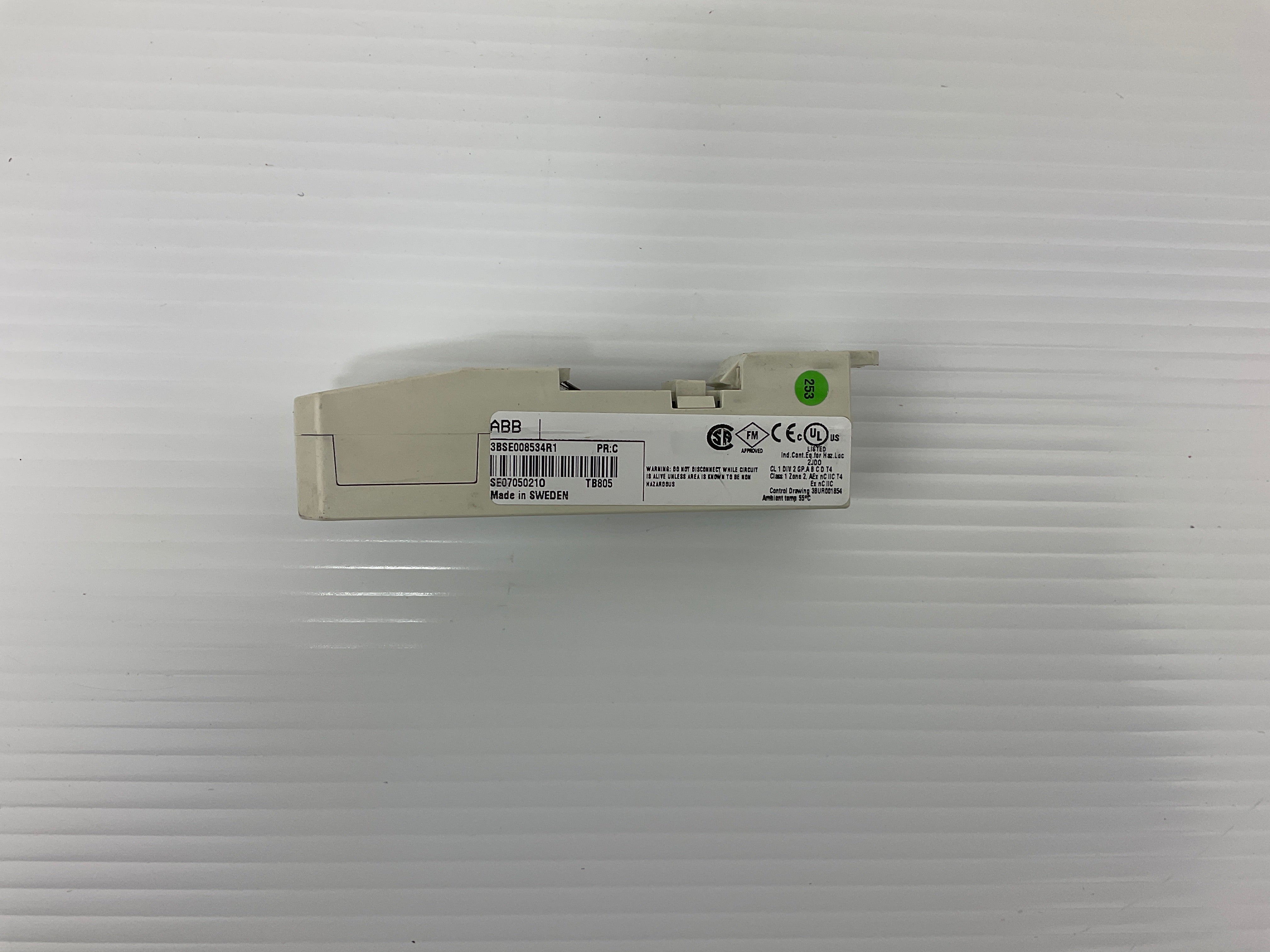 ABB Cable Adapter Bus Outlet 3BSE008534R1 TB805