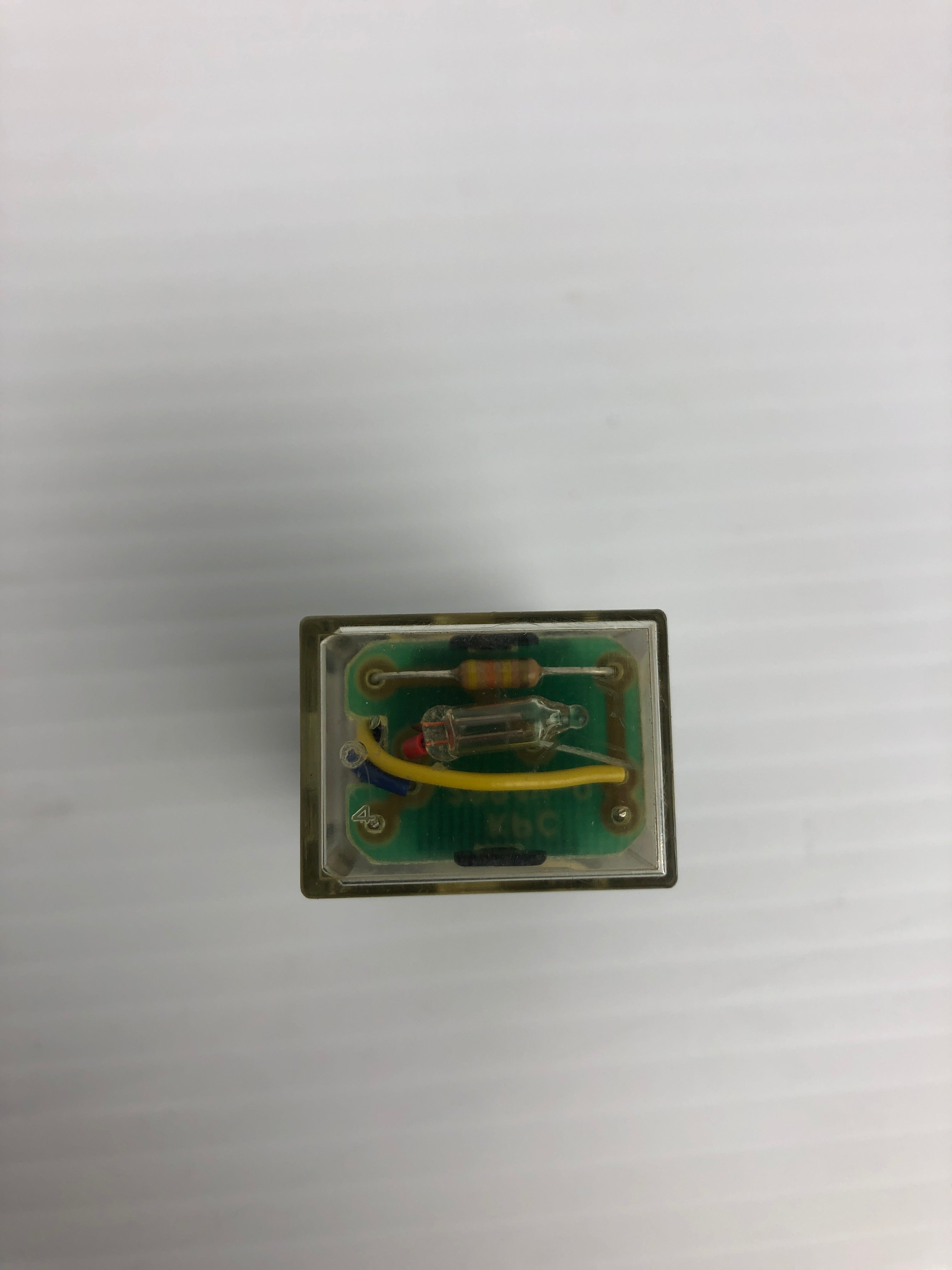 Omron MY2ZN-CR Relay 200/220VAC 3A - Missing Base