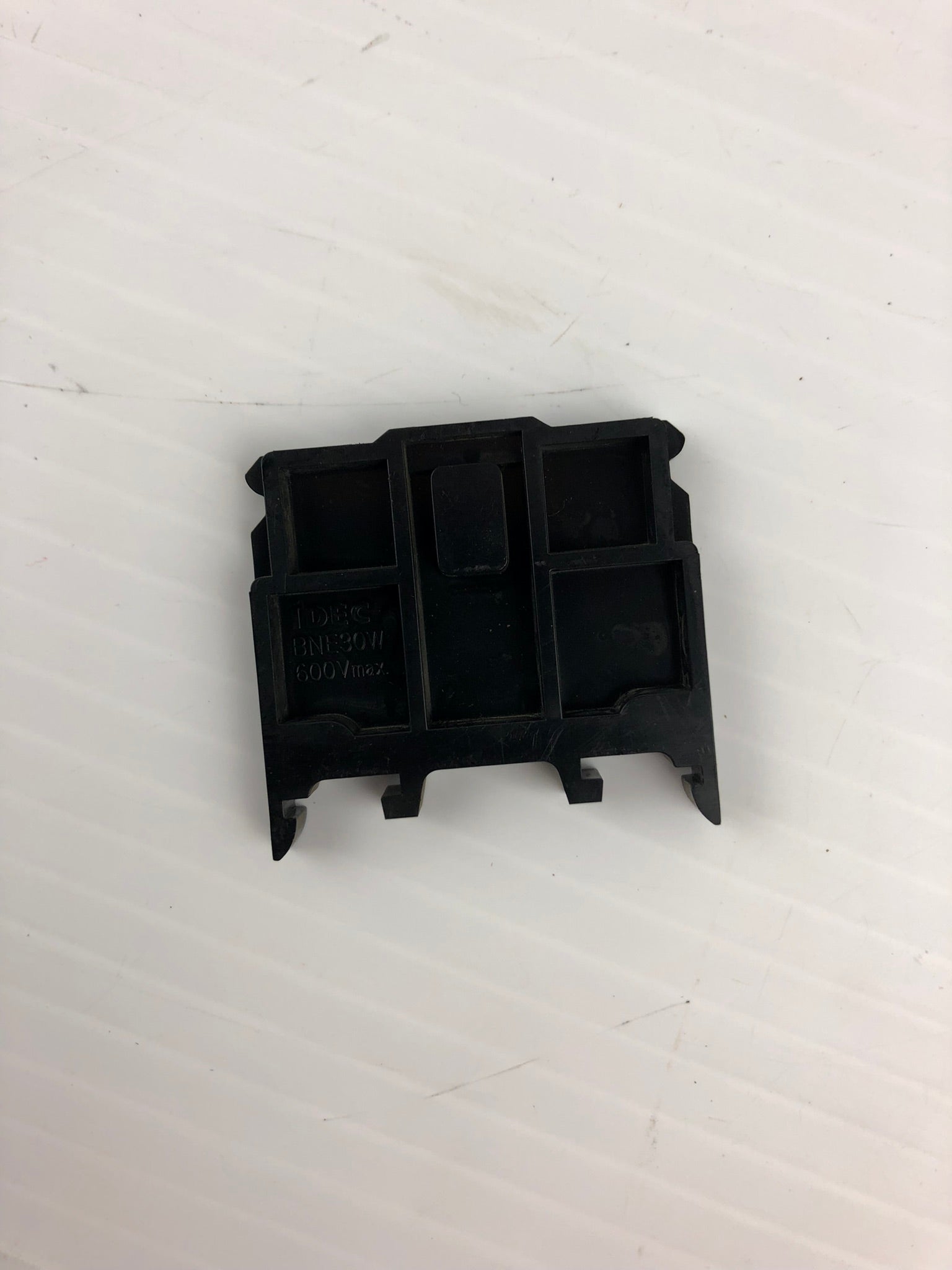 IDEC BNE30W Terminal Block - Lot of 4