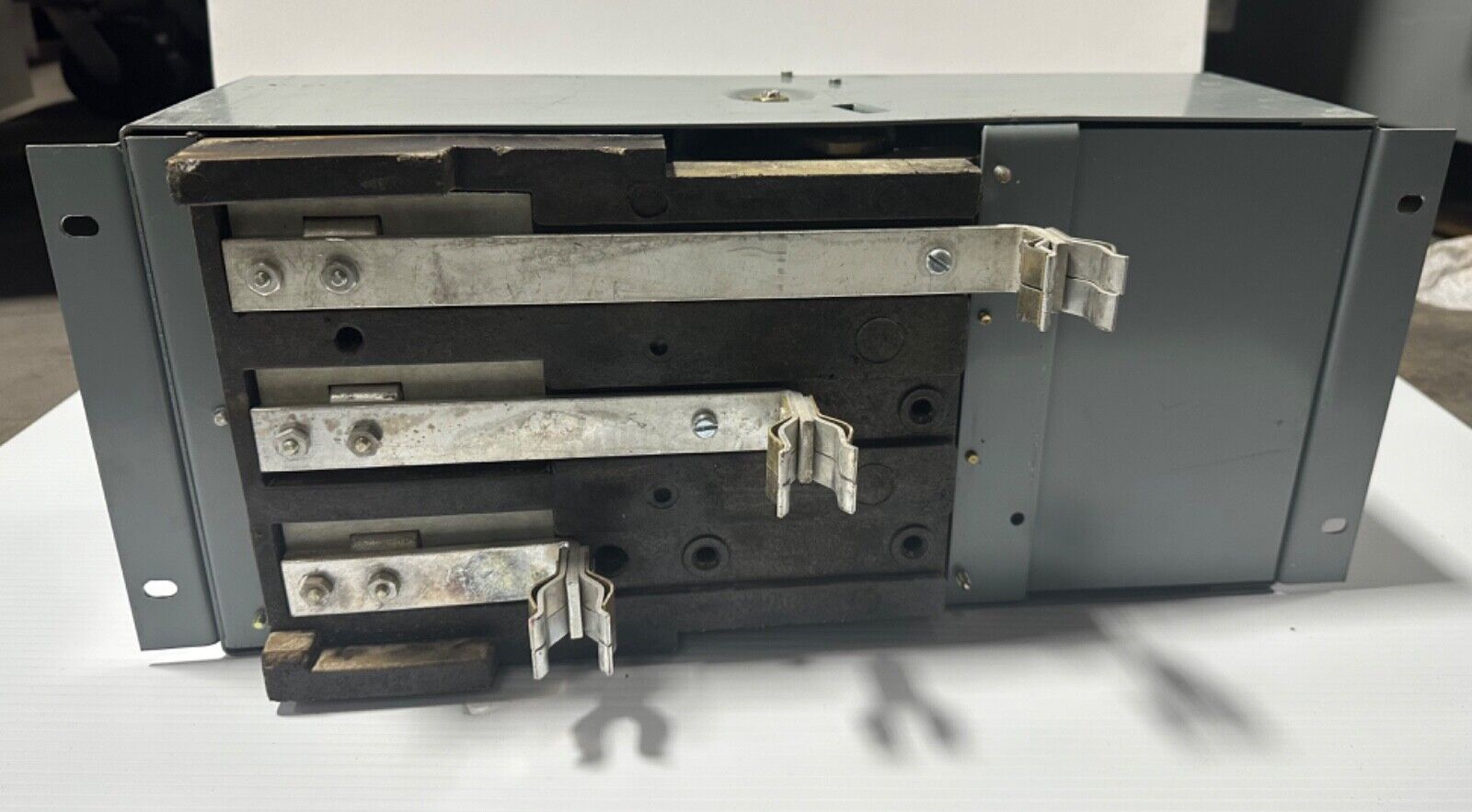 Square D QMB-3620 QMB Saflex Unit Fusible 200A 3 Pole 600VAC 50/60Hz