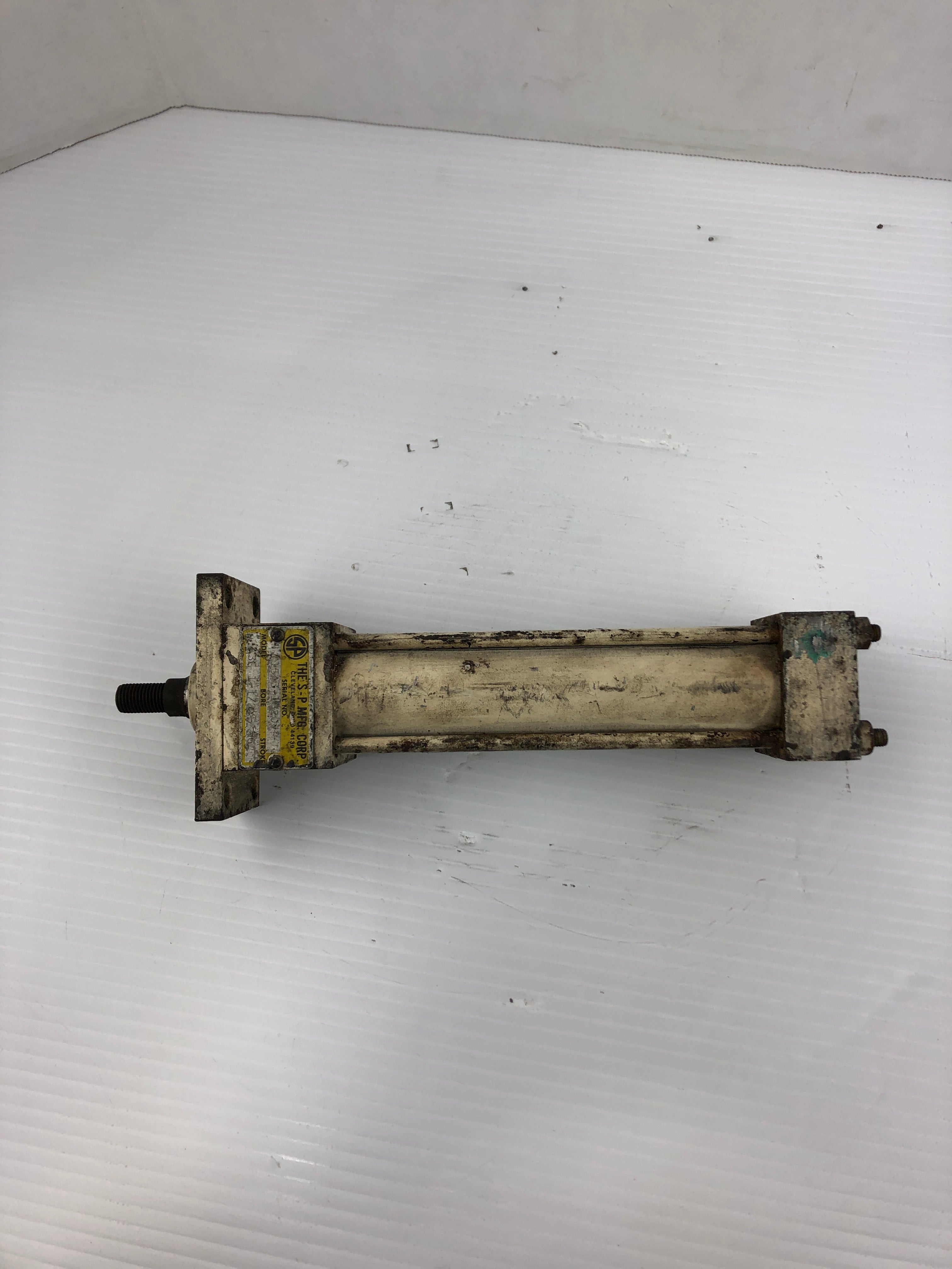 The S-P MFG Corp A3E Cylinder - Bore 1-1/2/5