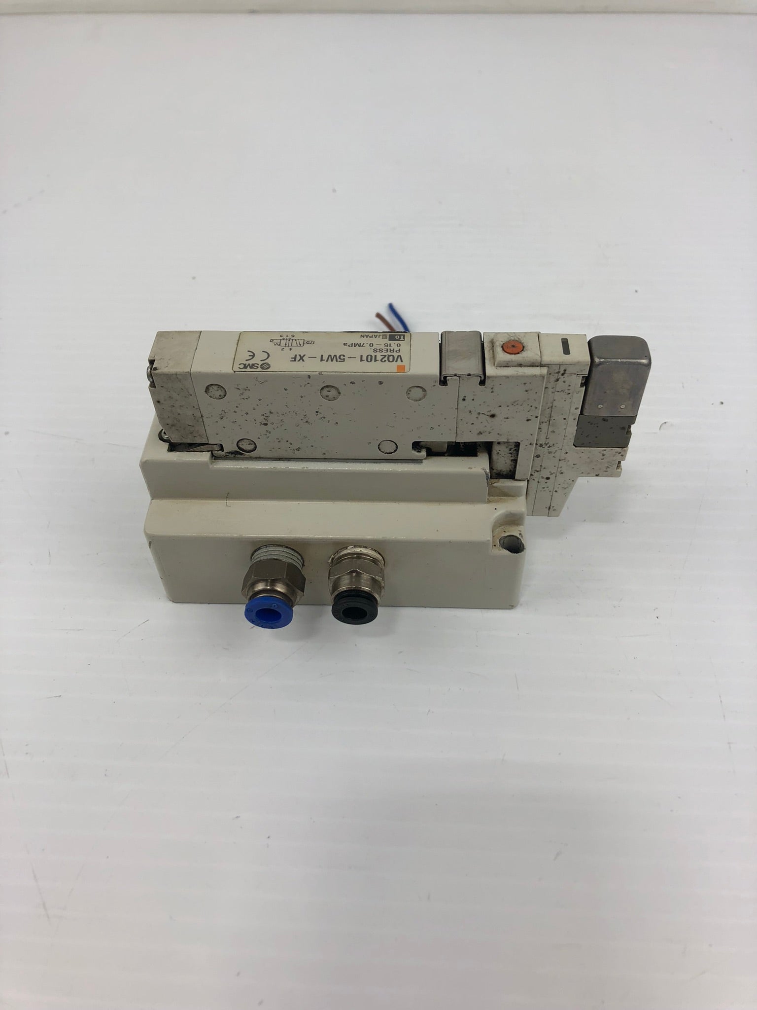 SMC VQ2101-SW1-XF Solenoid Valve 0.15-0.7 MPa
