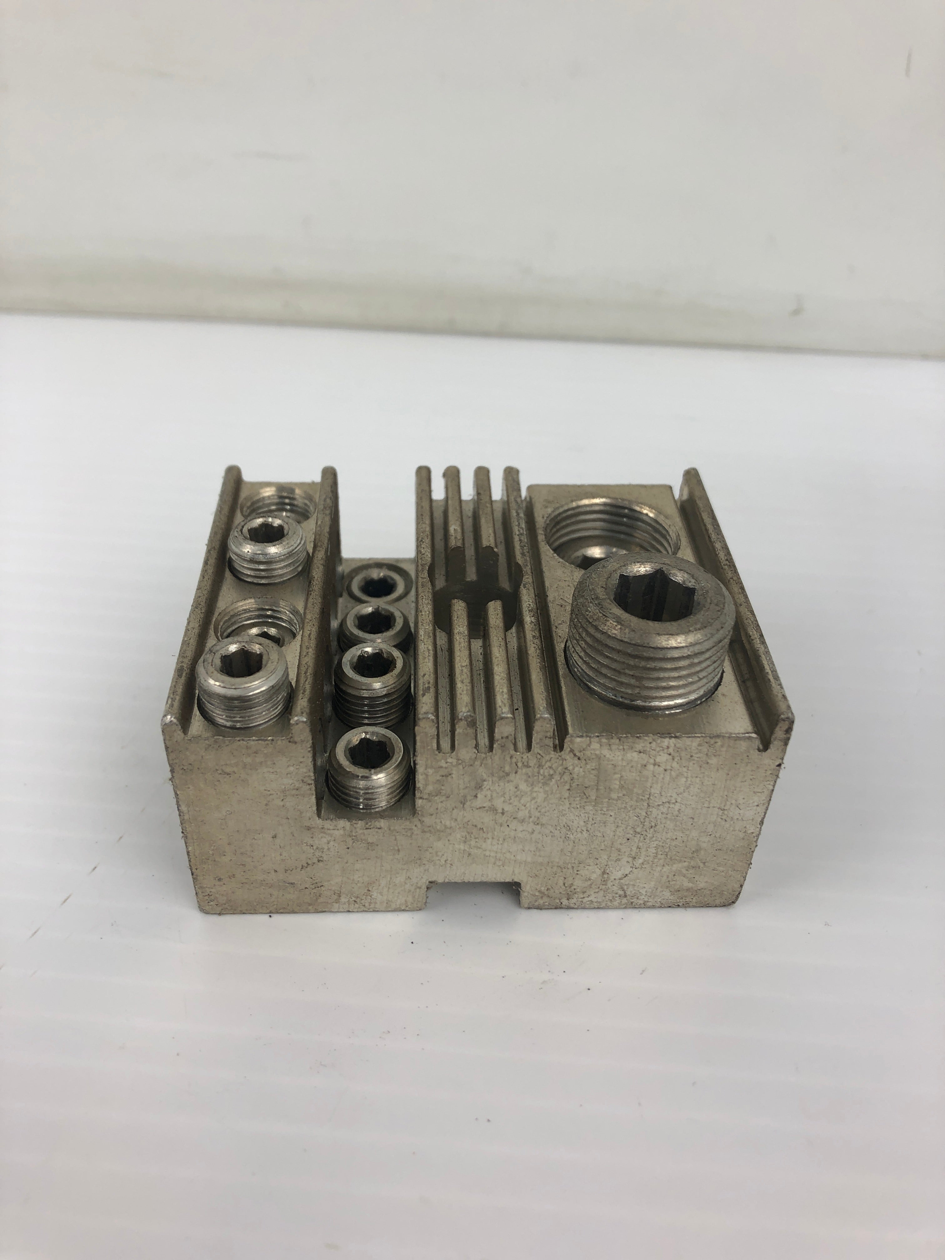 Marathon 97730 Mechanical Distribution Connector Terminal Lug 500MCM-4 CU7AL