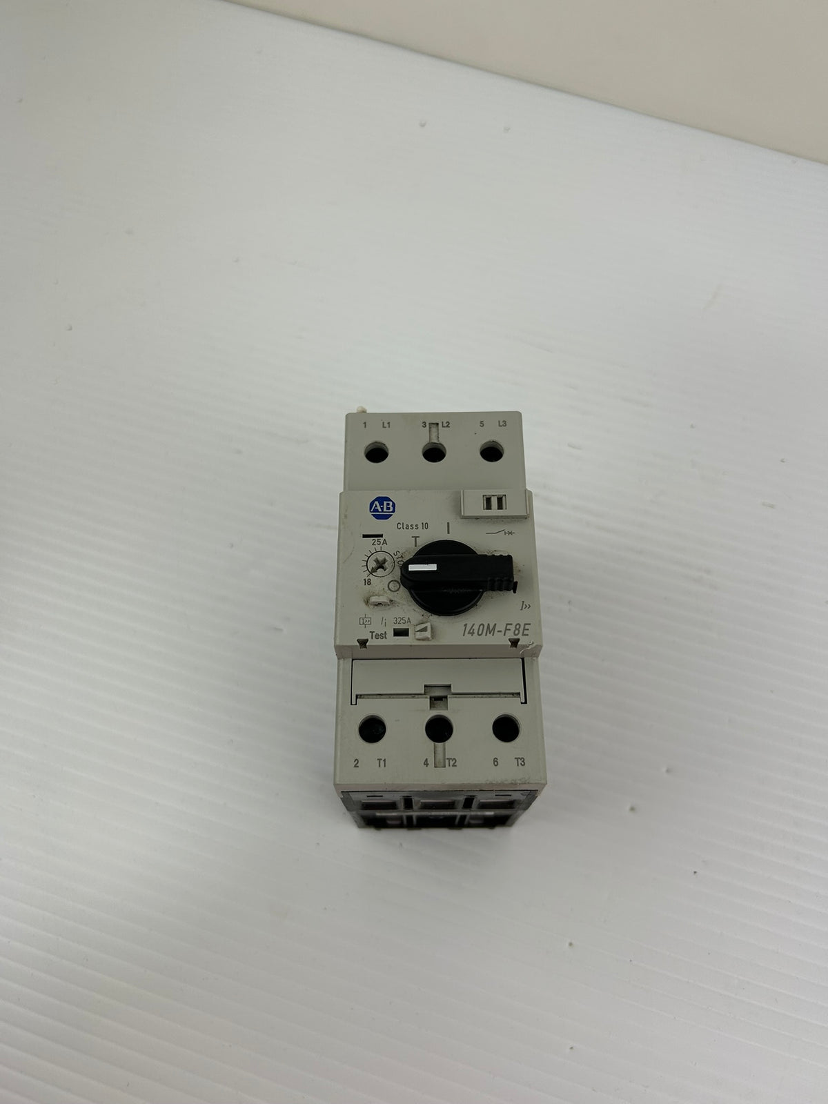 Allen-Bradley 140M-F8E-C25 Motor Protection Circuit Breaker Series C 18-25A 3PH