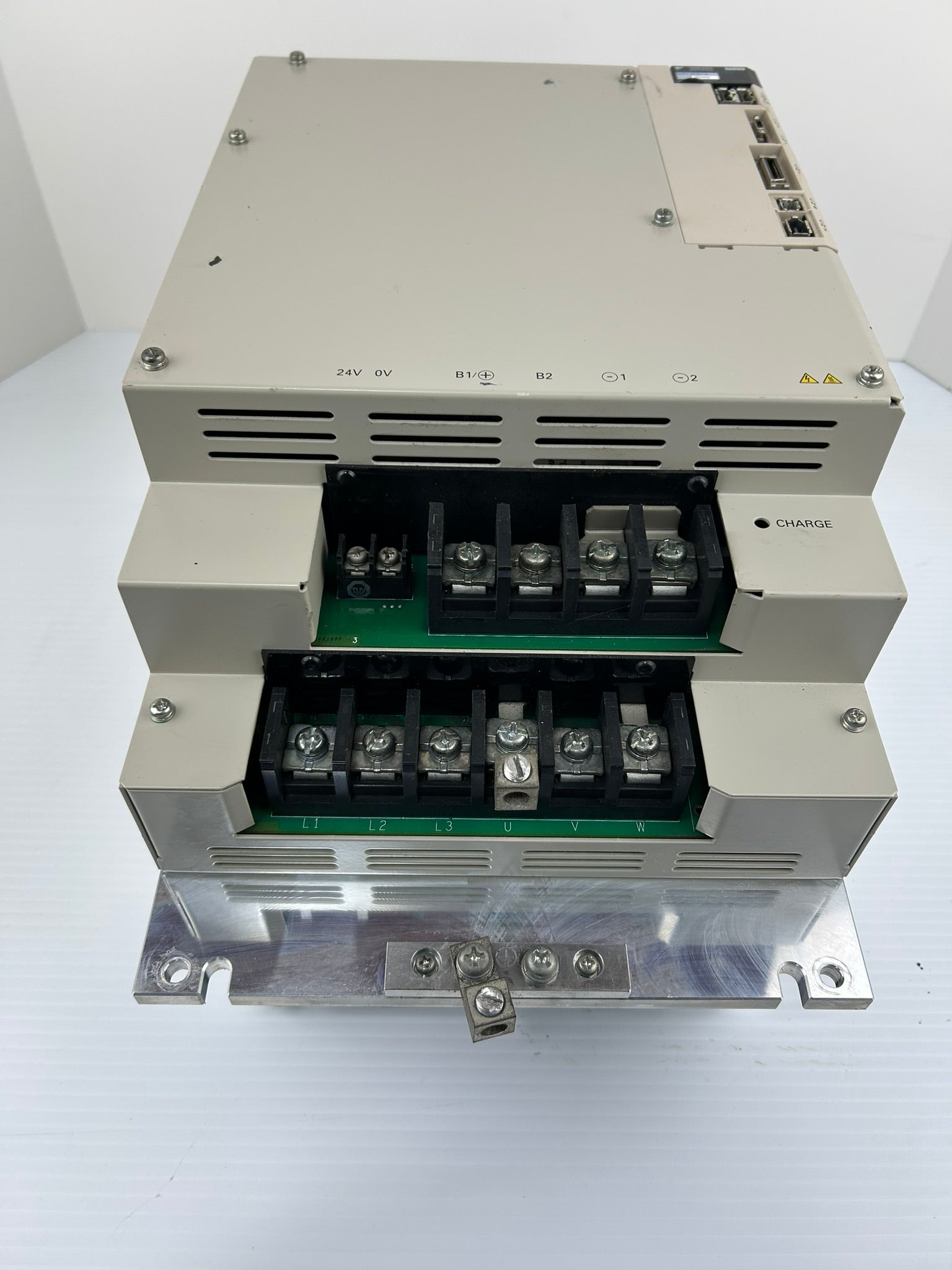 Yaskawa Electric SGDV-280D11A002000 Servopack Drive