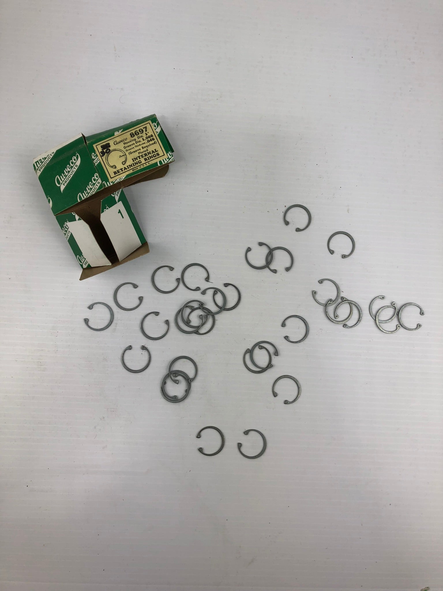 Au-ve-co 8697 Internal Retaining Rings Housing Diameter 1" Plated (30 Pieces)