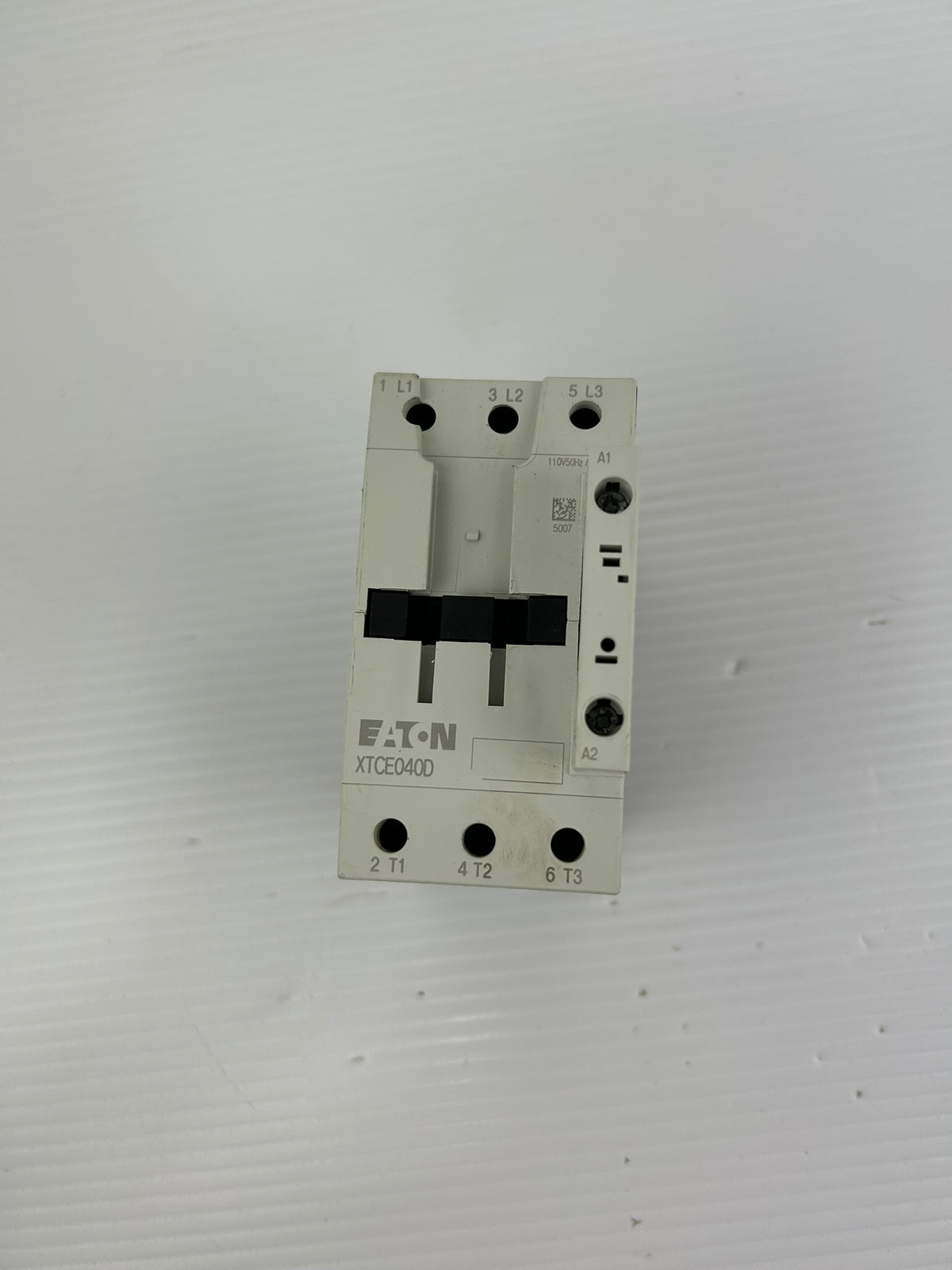 Eaton XTCE040D 40A 3 Pole Contactor 600V 110/120V Coil 50/60Hz XTCE040D00