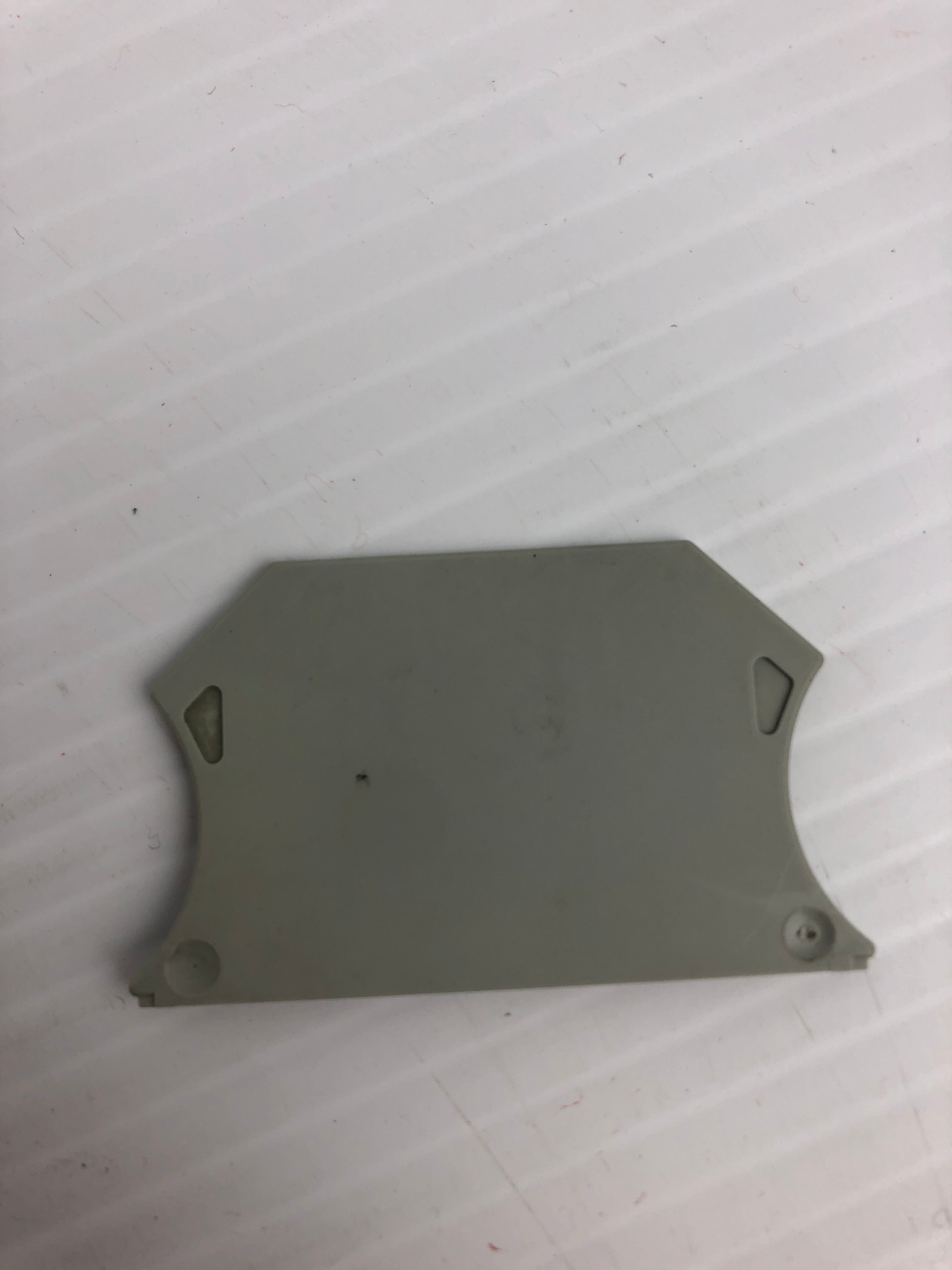 Allen Bradley 1492-EBJ3 Terminal Block End Barrier - Lot of 2 `