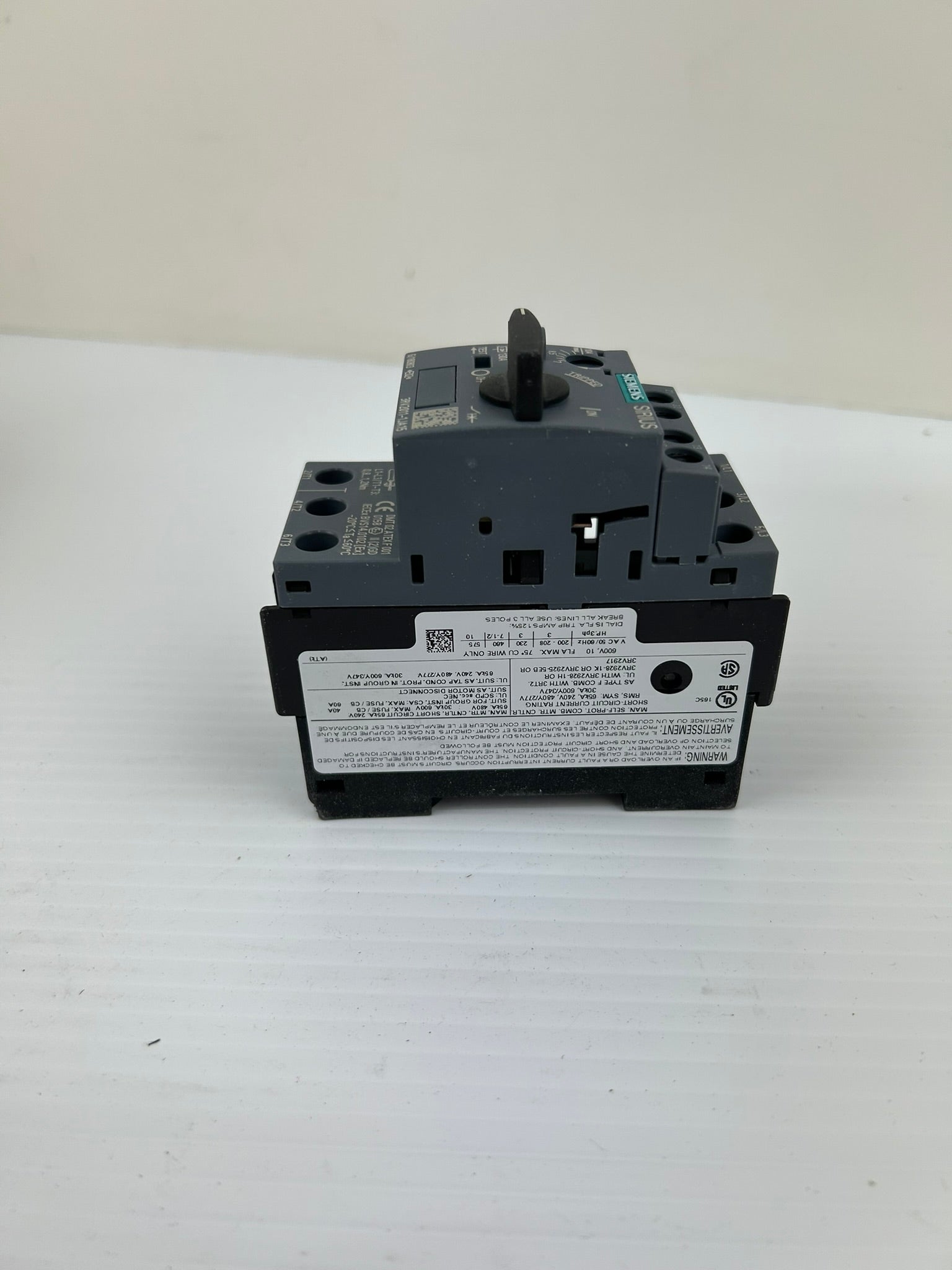 Siemens 3RV2011-1JA15 SIRIUS Manual Motor Starter Protector Circuit Breaker