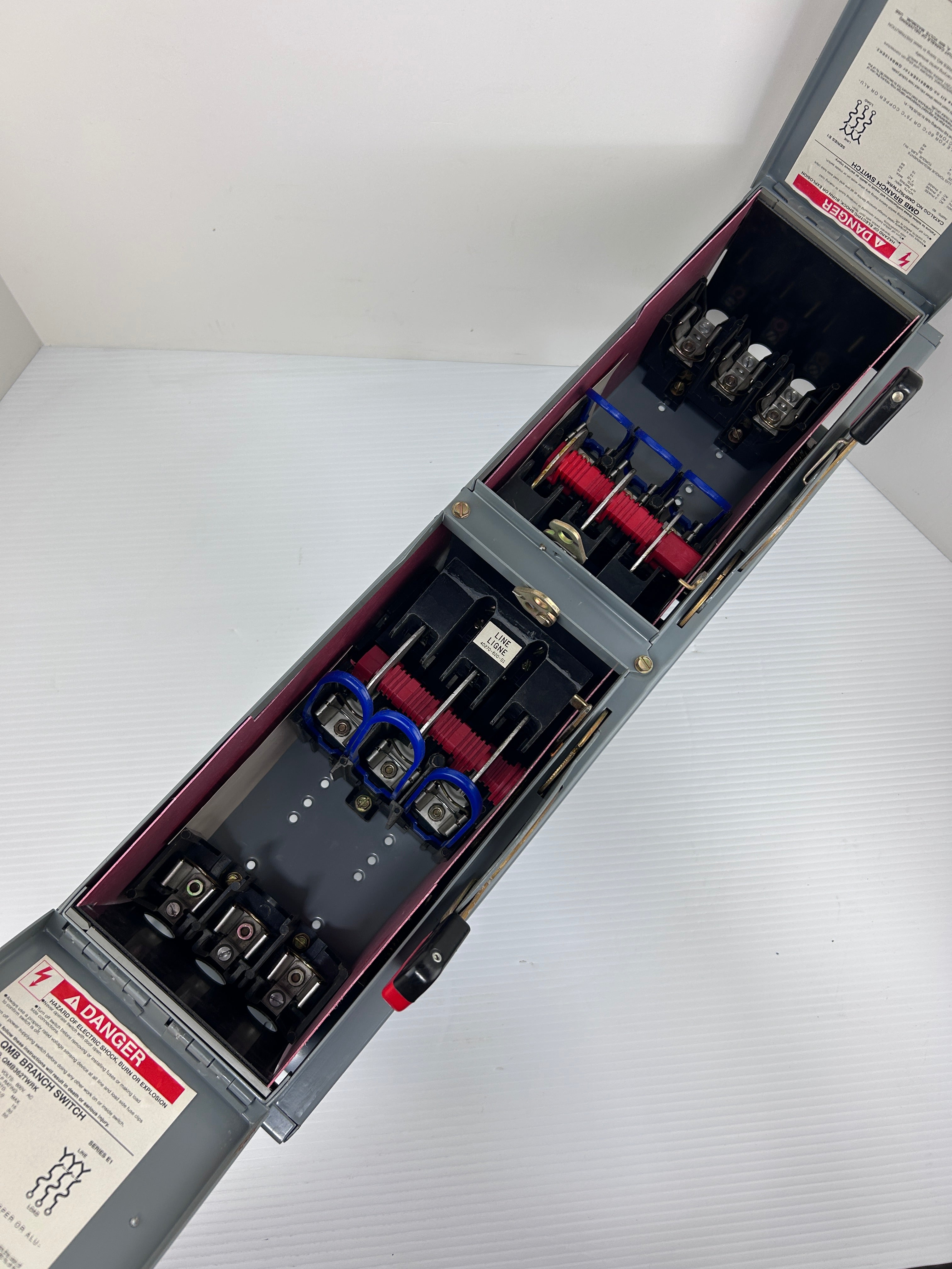 Square D QMB362TWRK Fusible Twin Branch Panelboard Switch Ser E1 60A 3PH 600 VAC