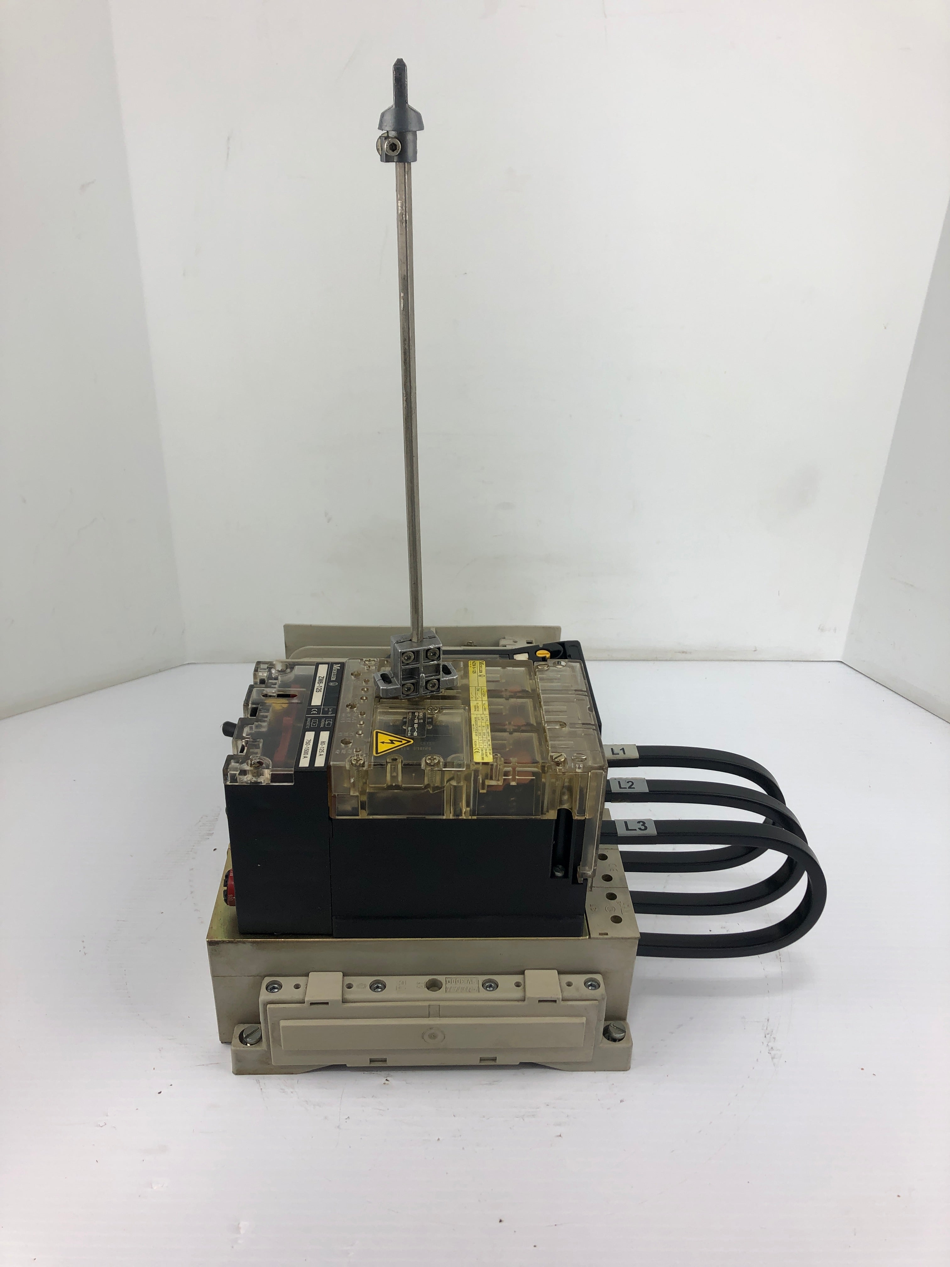 Moeller ZM6-125 Circuit Breaker with Fuse Holder NH000 Assembly