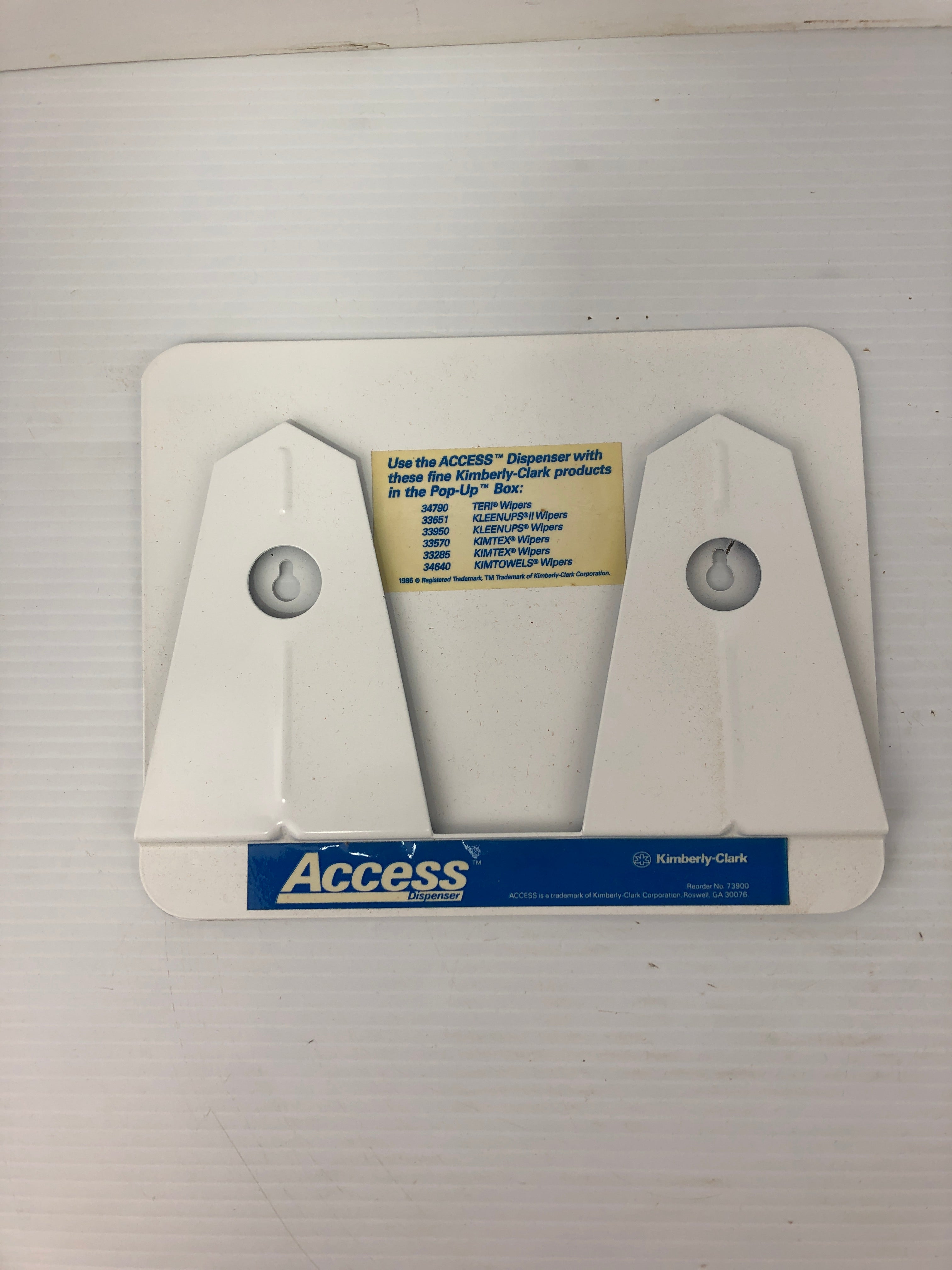 Kimberly Clark 73900 Access White Metal Dispenser