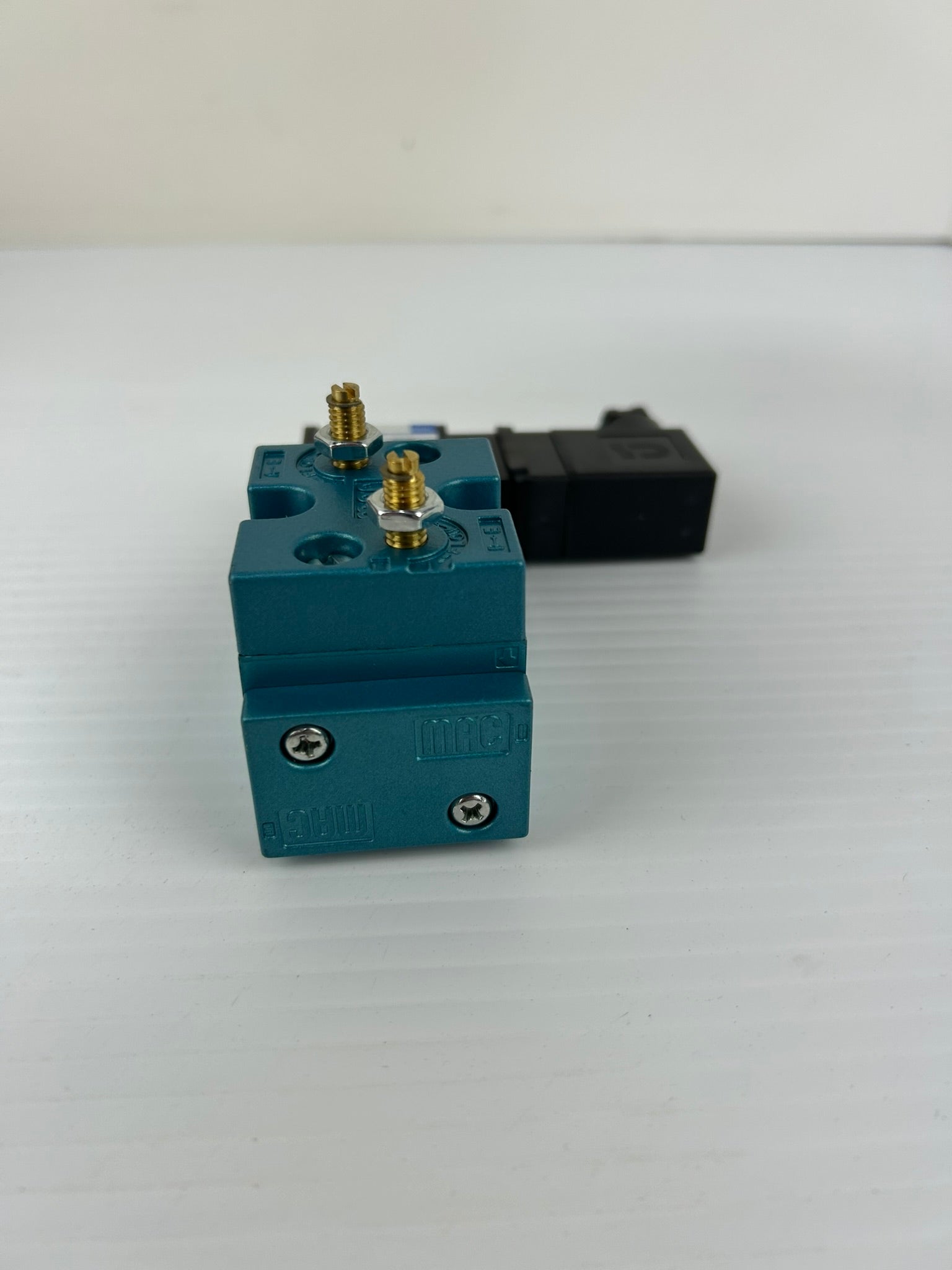 MAC Valves 712C-12-PI-111JB Solenoid Valve