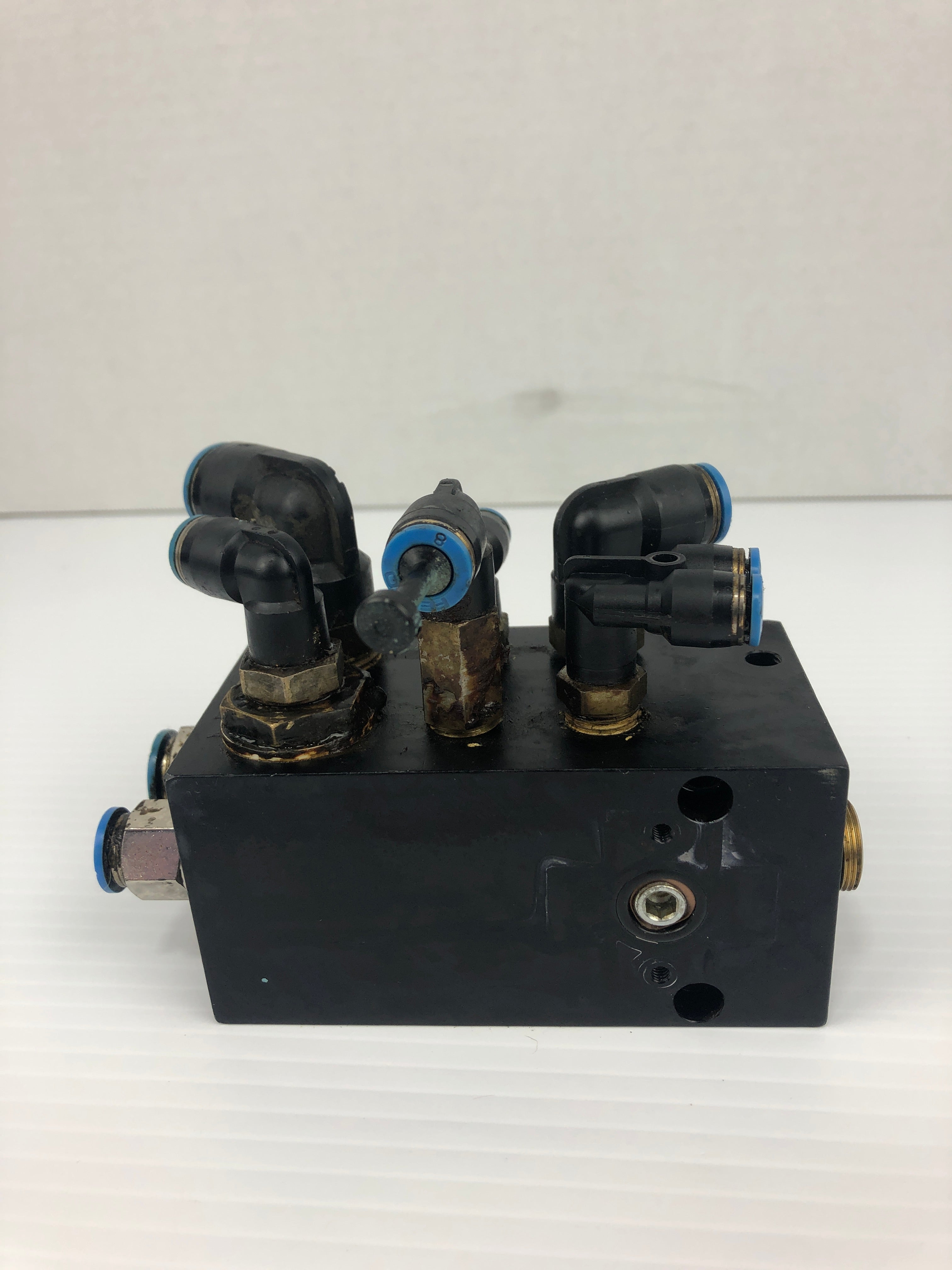 Festo LFR-D-MIDI-SA-27193 Pneumatic Filter Regulator 175 PSI 12 bar 187580