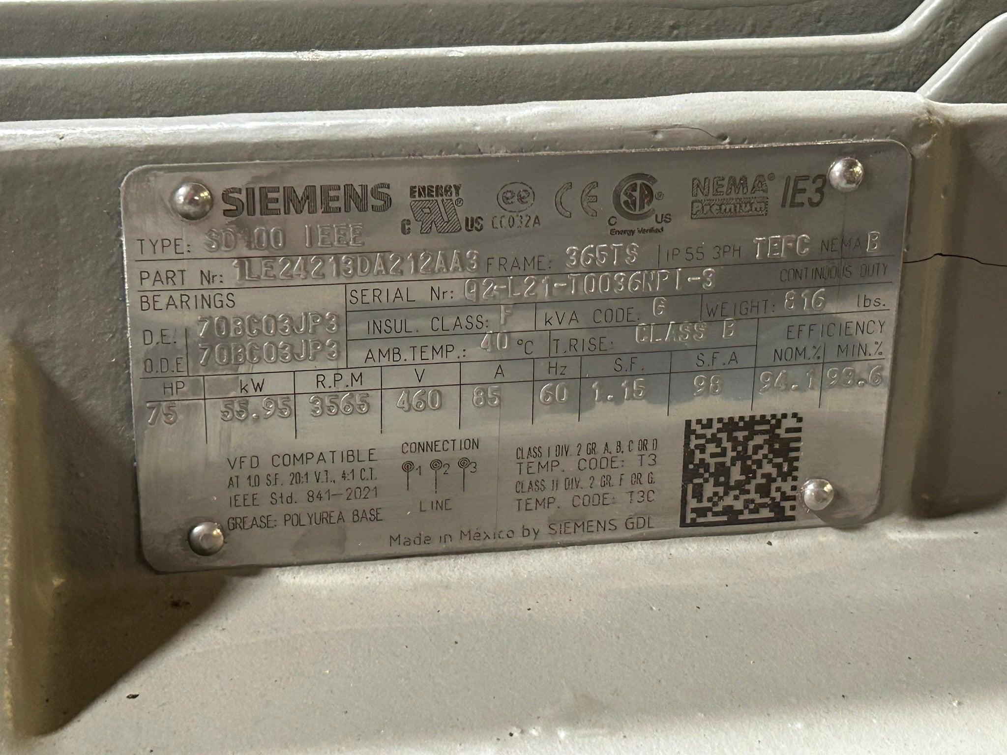 Siemens SD100 AC Electric Motor 1LE24213DA212AA3 3 PH 75 HP 3565 RPM