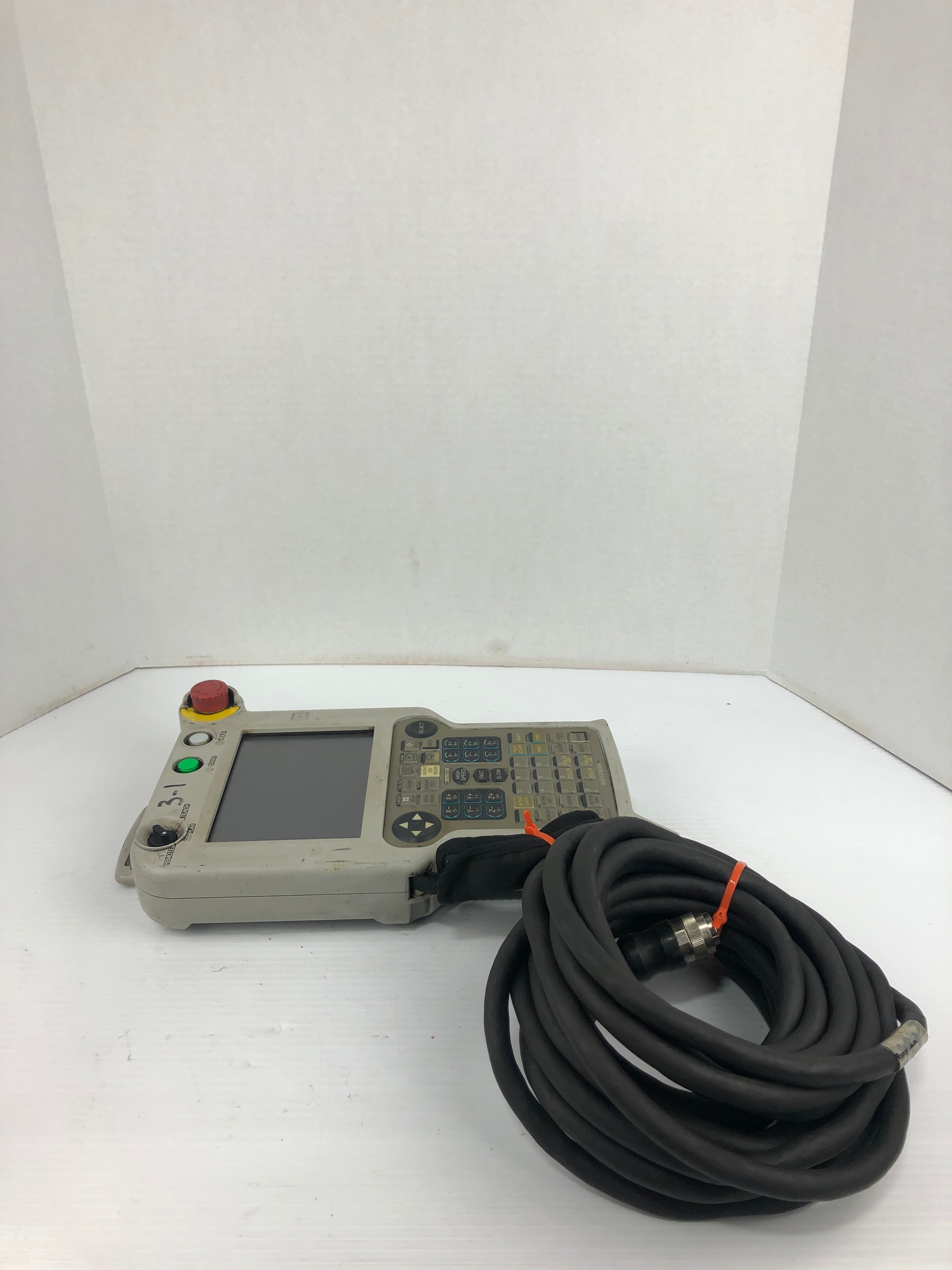 Yaskawa Electric Motoman NPP01B Teach Pendant 1715-MR-025370-5 with Cable