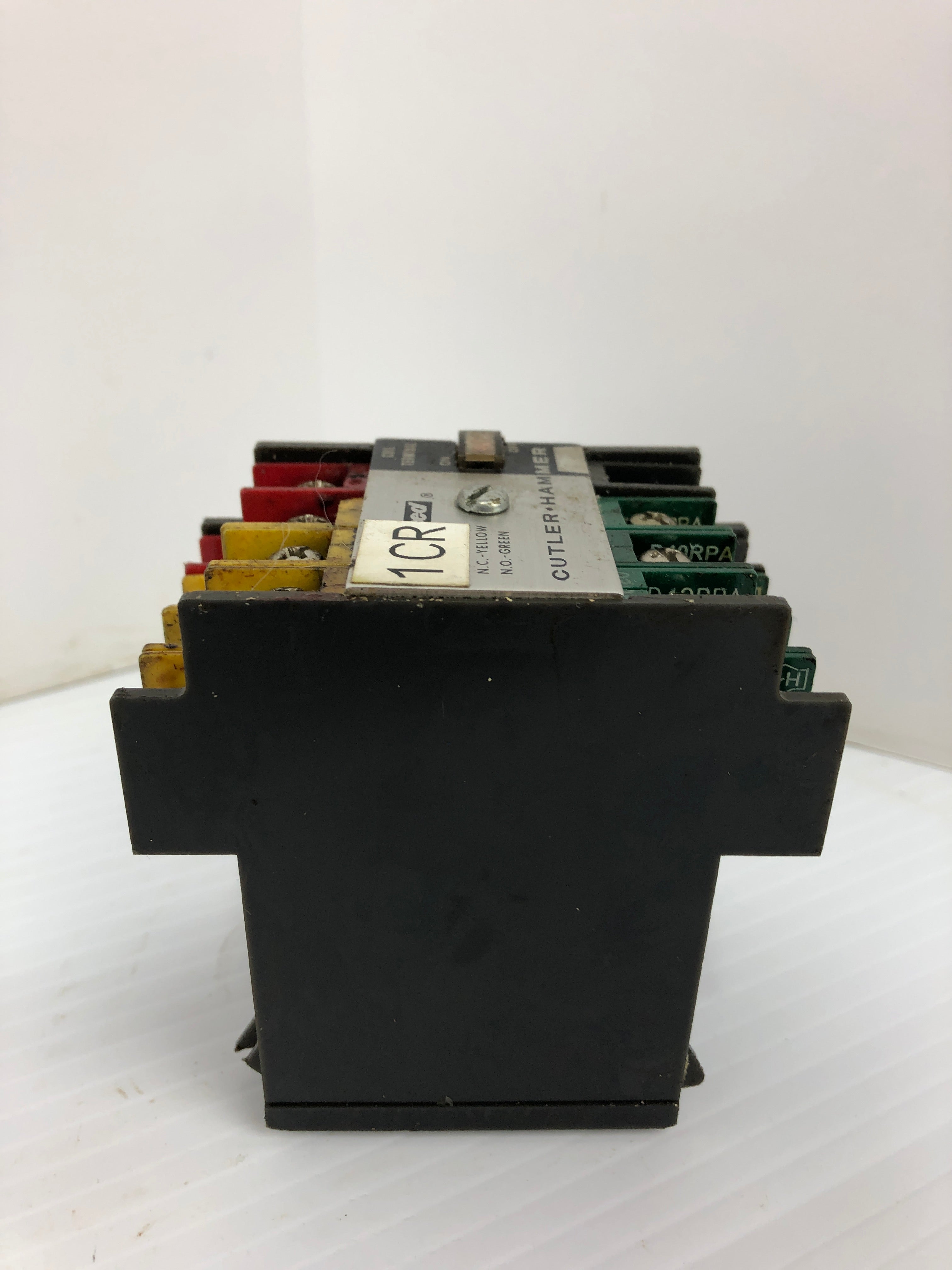 Cutler-Hammer D40RB Powereed Relay Type: R Ser. A2 120V 50-400Hz