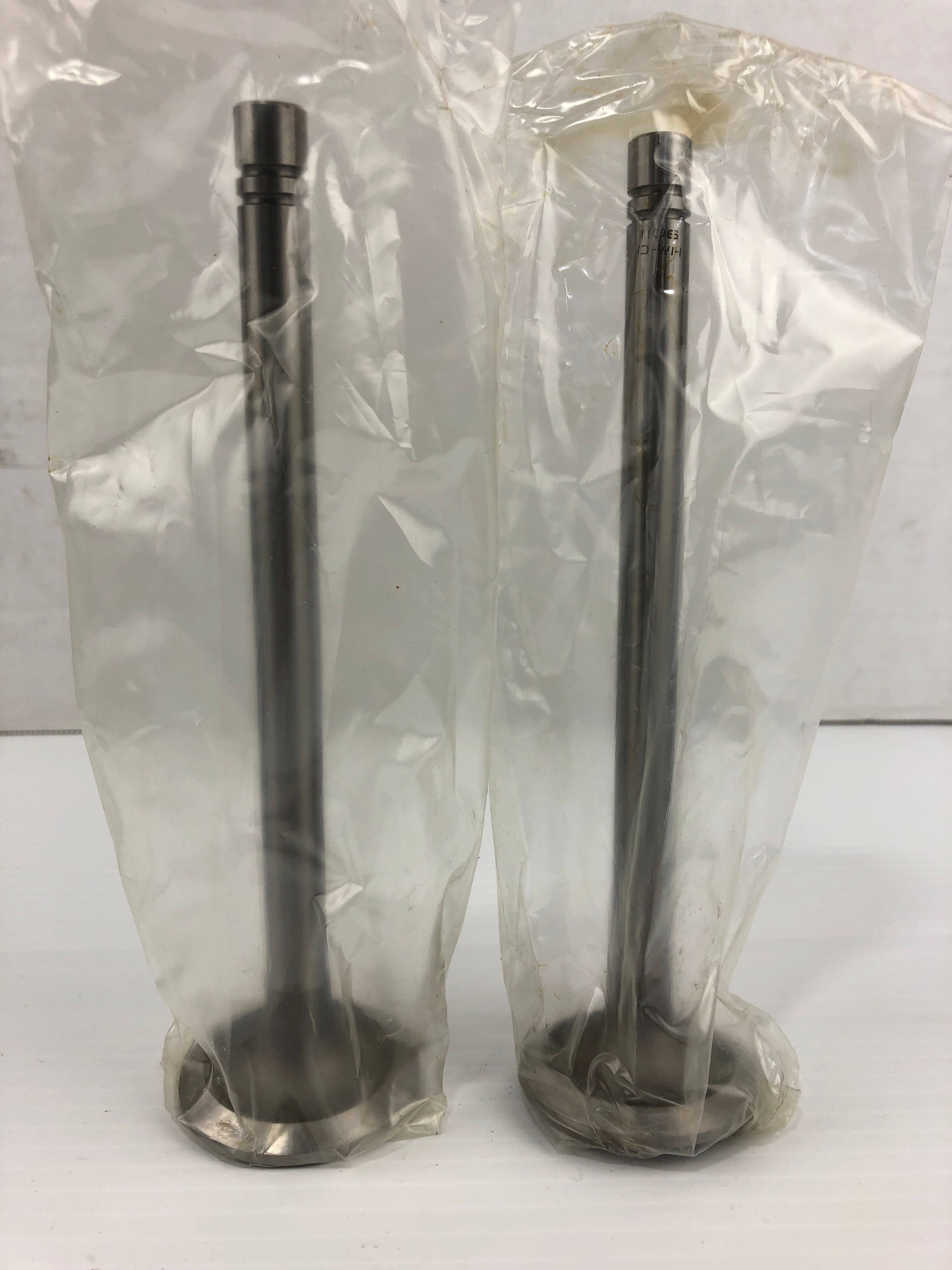 Clevite 211-1106 Engine Intake Valve Pair 2111106