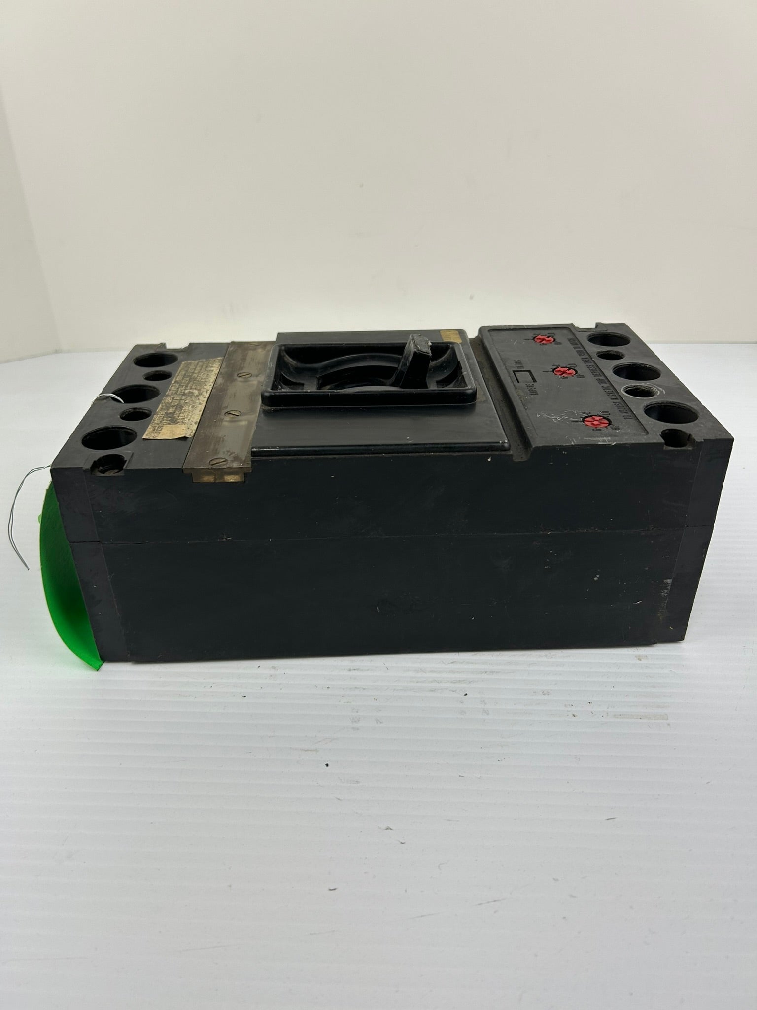 Westinghouse JA3225S Circuit Breaker 657D791G 225A 3 Pole 600VAC