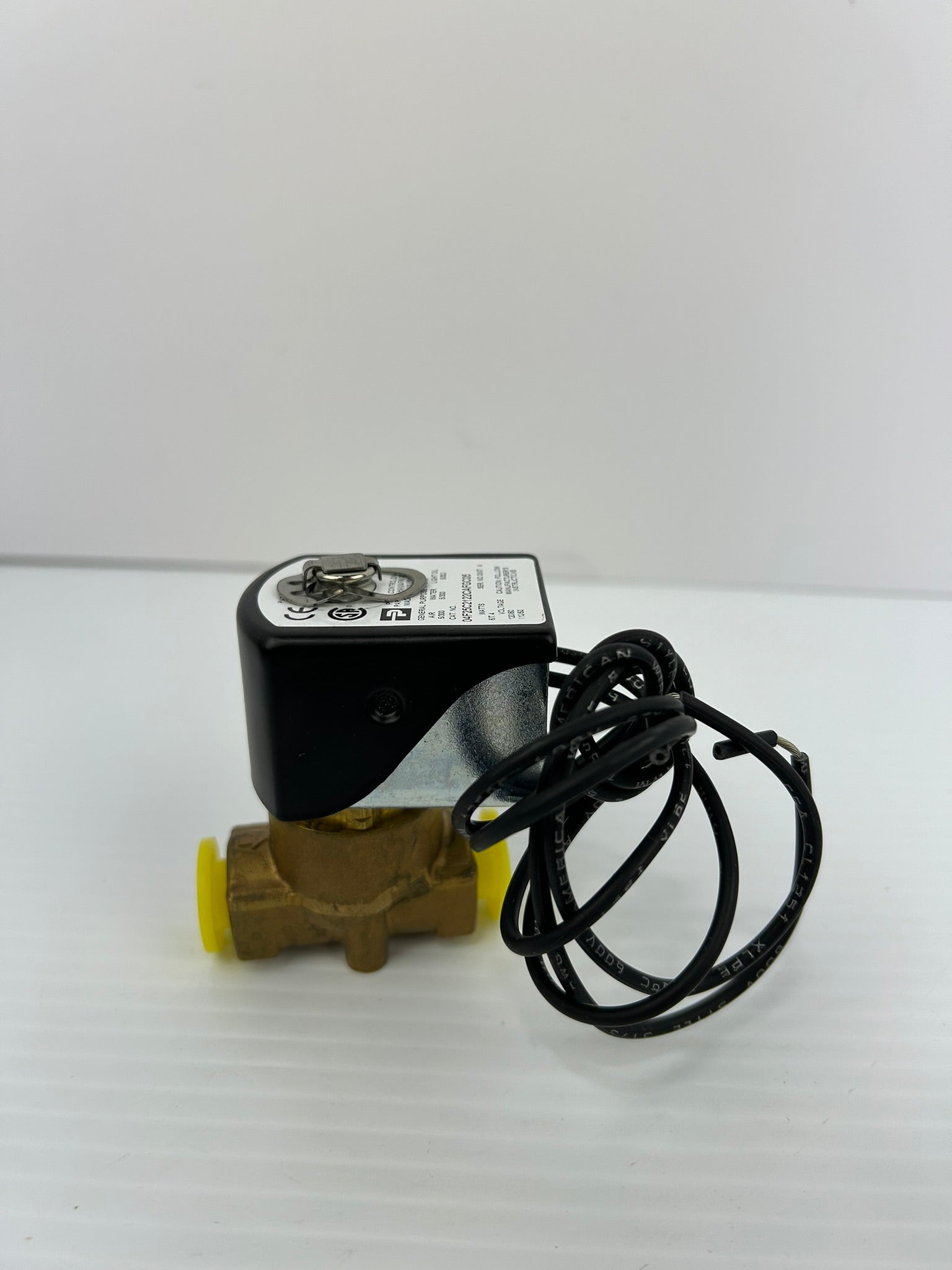 Parker 04F25C2122CAFGC05 General Purpose Valve 9020 6/7.4W
