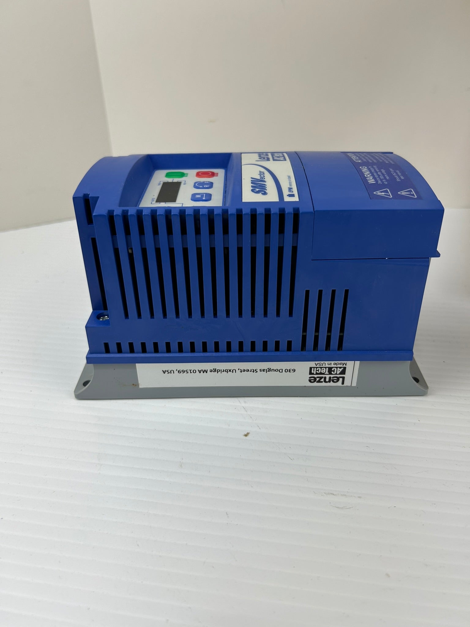 Lenze AC Tech SMVector ESV751N04TXB 1HP 400/480V 3PH VFD AC Drive - USA Shipping