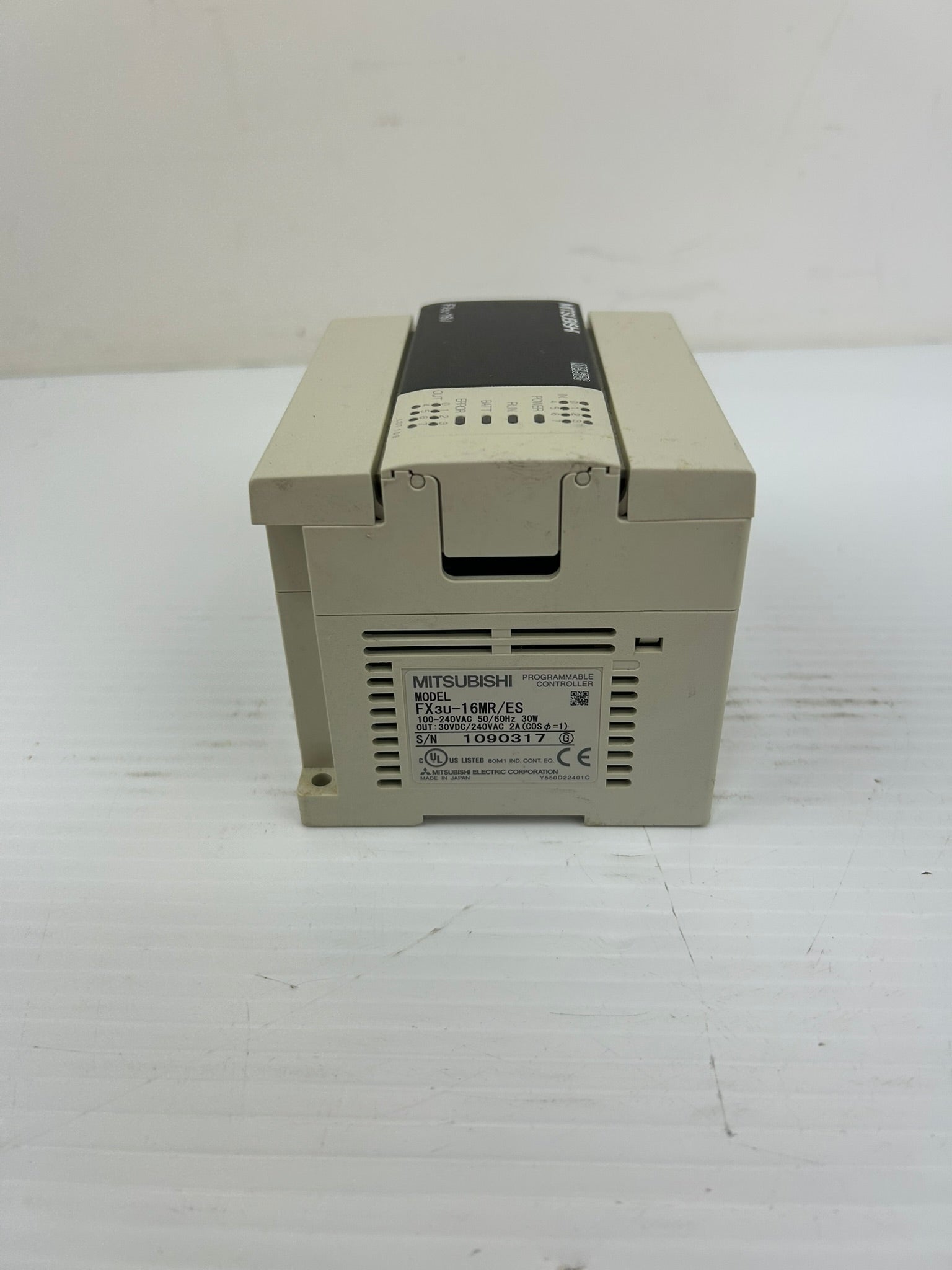 Mitsubishi Melsec FX3U-16MR/ES PLC Programmable Controller 100-240VAC 30W