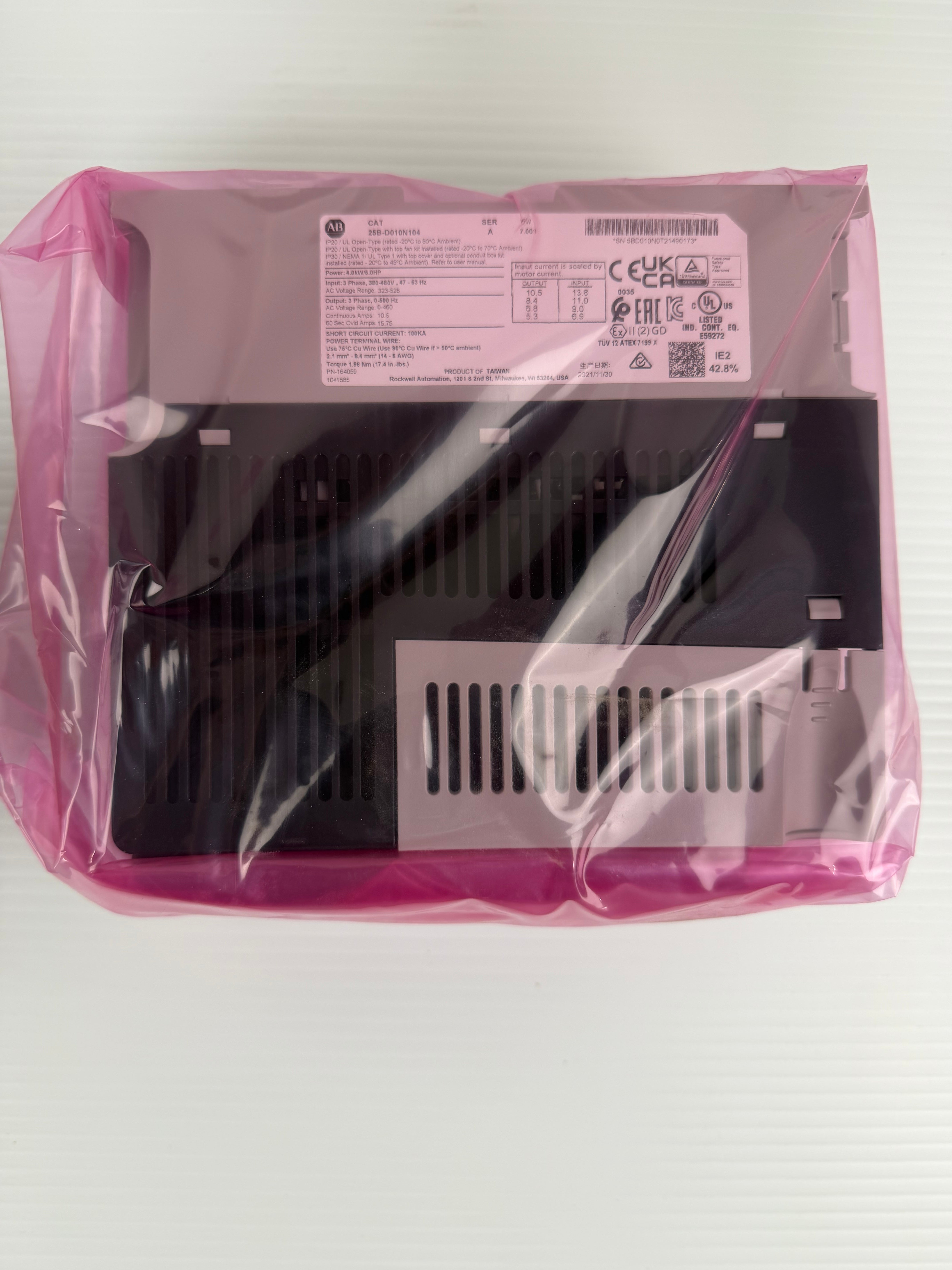 Allen Bradley Power Flex 525 AC Drive 25B-D010N104 10.5 Amp 323-528V