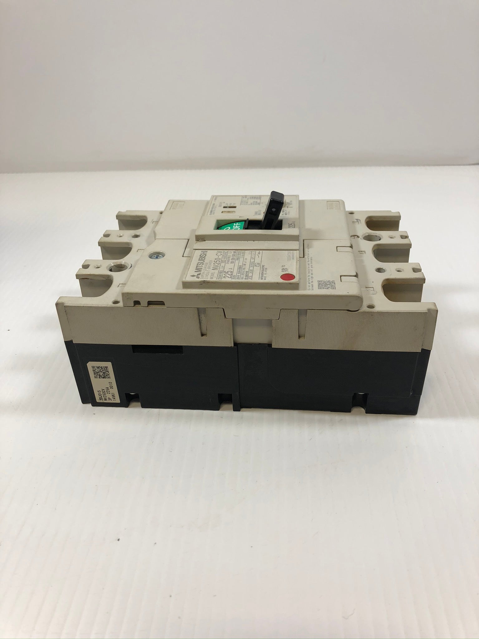 Mitsubishi Earth Leakage Circuit Breaker NV250-CV 225A 100-440VAC