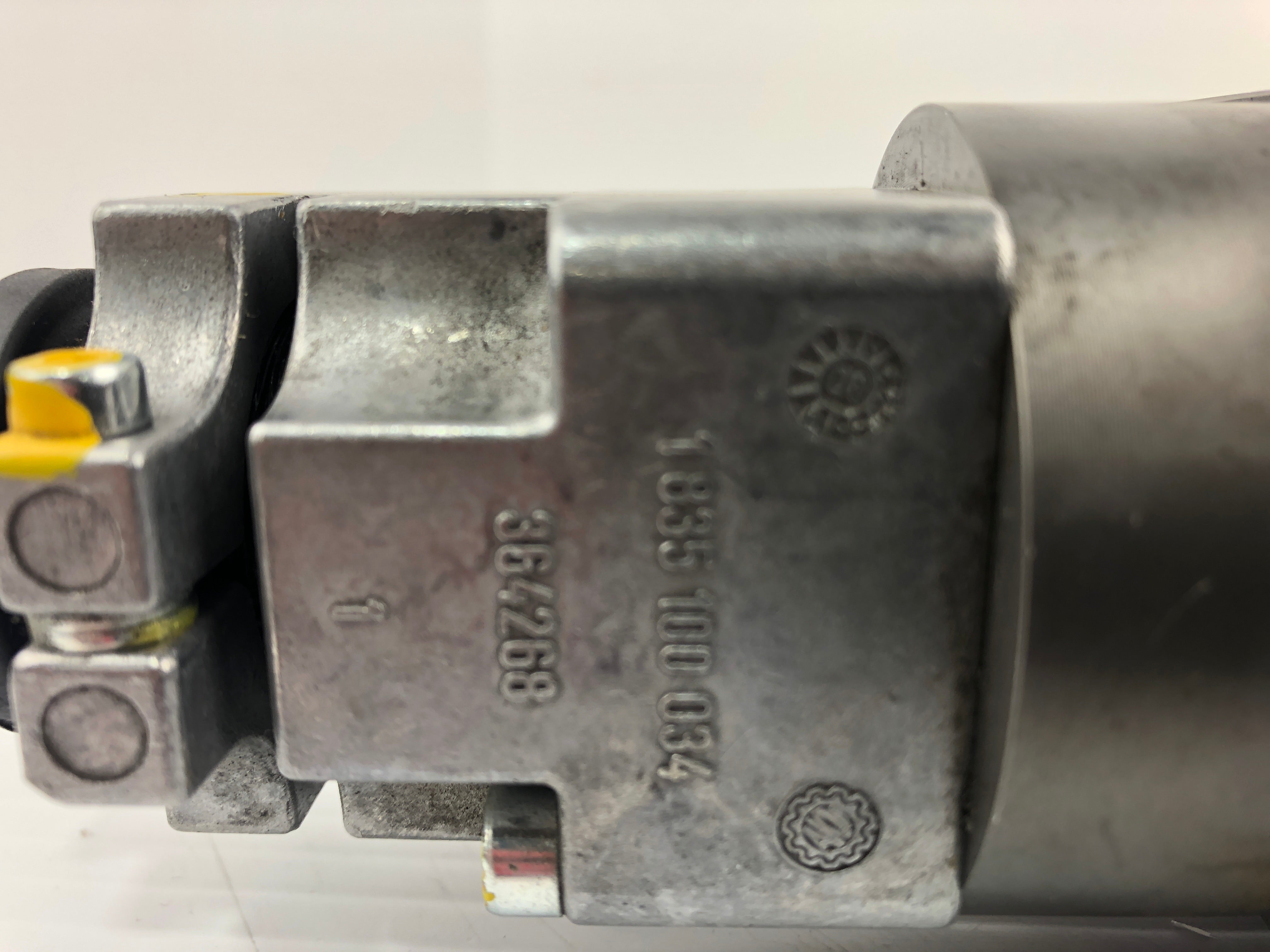 Bosch FD 98603 Pneumatic Selector Valve R978715905 315 bar
