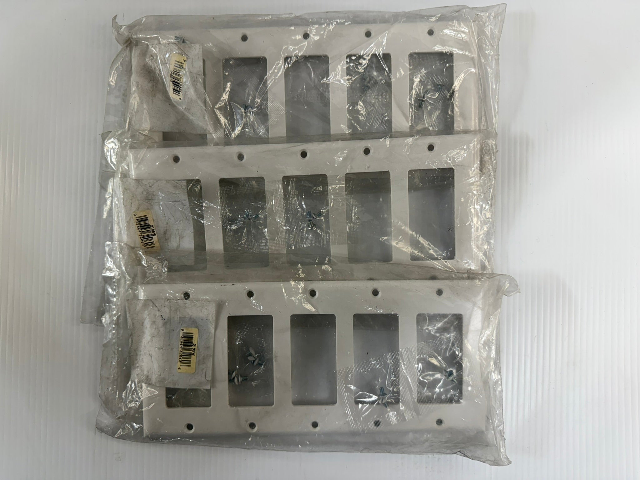 Cooper Wiring 5-Gang Toggle Switch Plate 2165W White Lot of 3