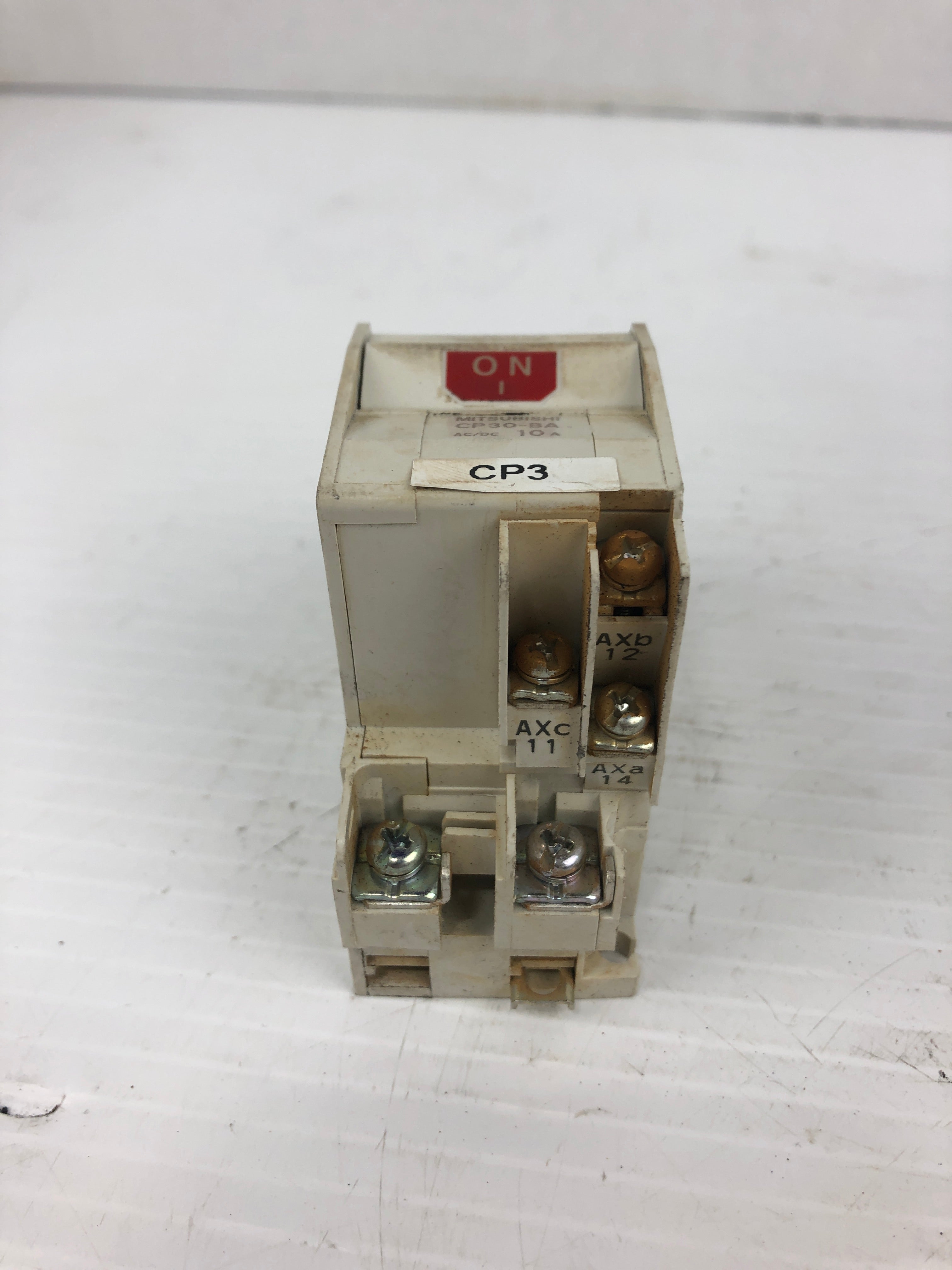 Mitsubishi CP30-BA Circuit Breaker Protector 250V 10A 2P 50/60Hz with 1 Cover