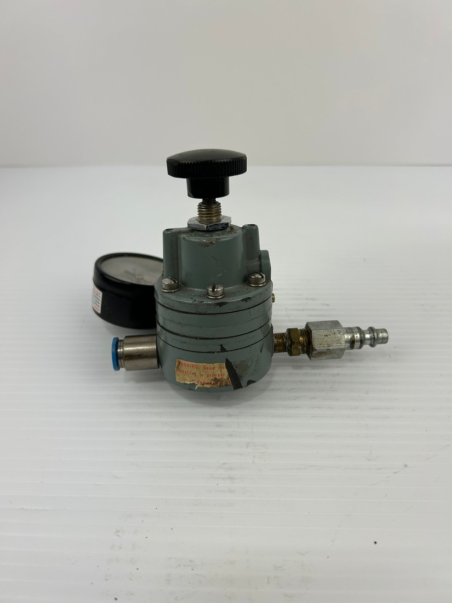 Moore Nullmatic 41-100 Regulator with Winters Gauge 0-100 PSI NSF-61-372