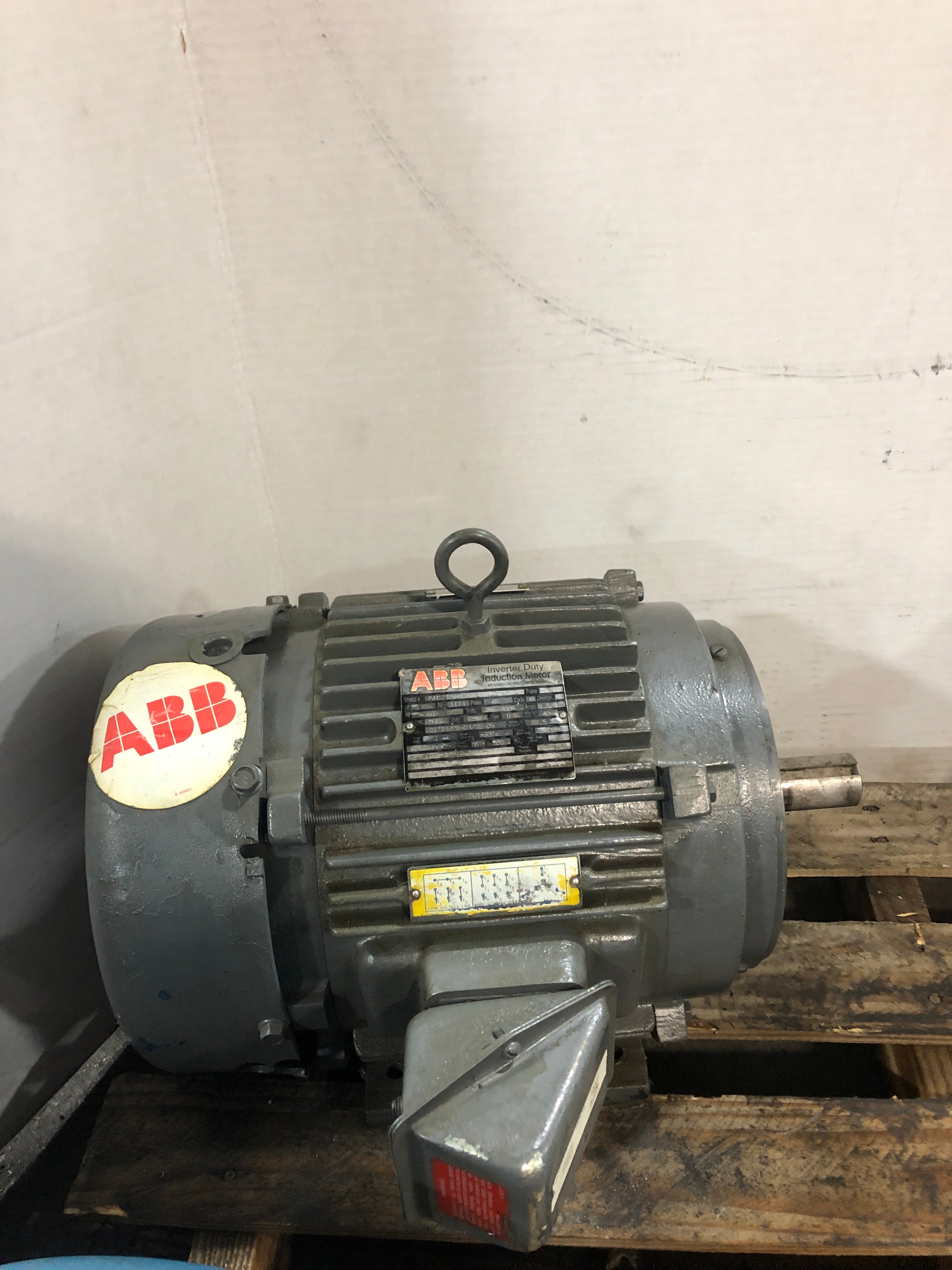 ABB 4VH213TTFS6076ERR142 Inverter Duty Induction Motor 3HP TFS Type 1174 RPM