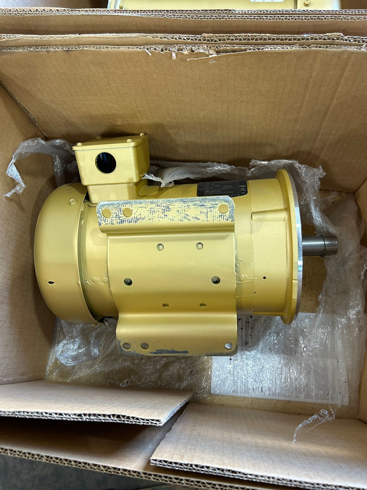 Baldor Reliance CEM3611T-5 Super-E Motor 3HP 575V 1760RPM 3PH 182TC TEFC NEMA