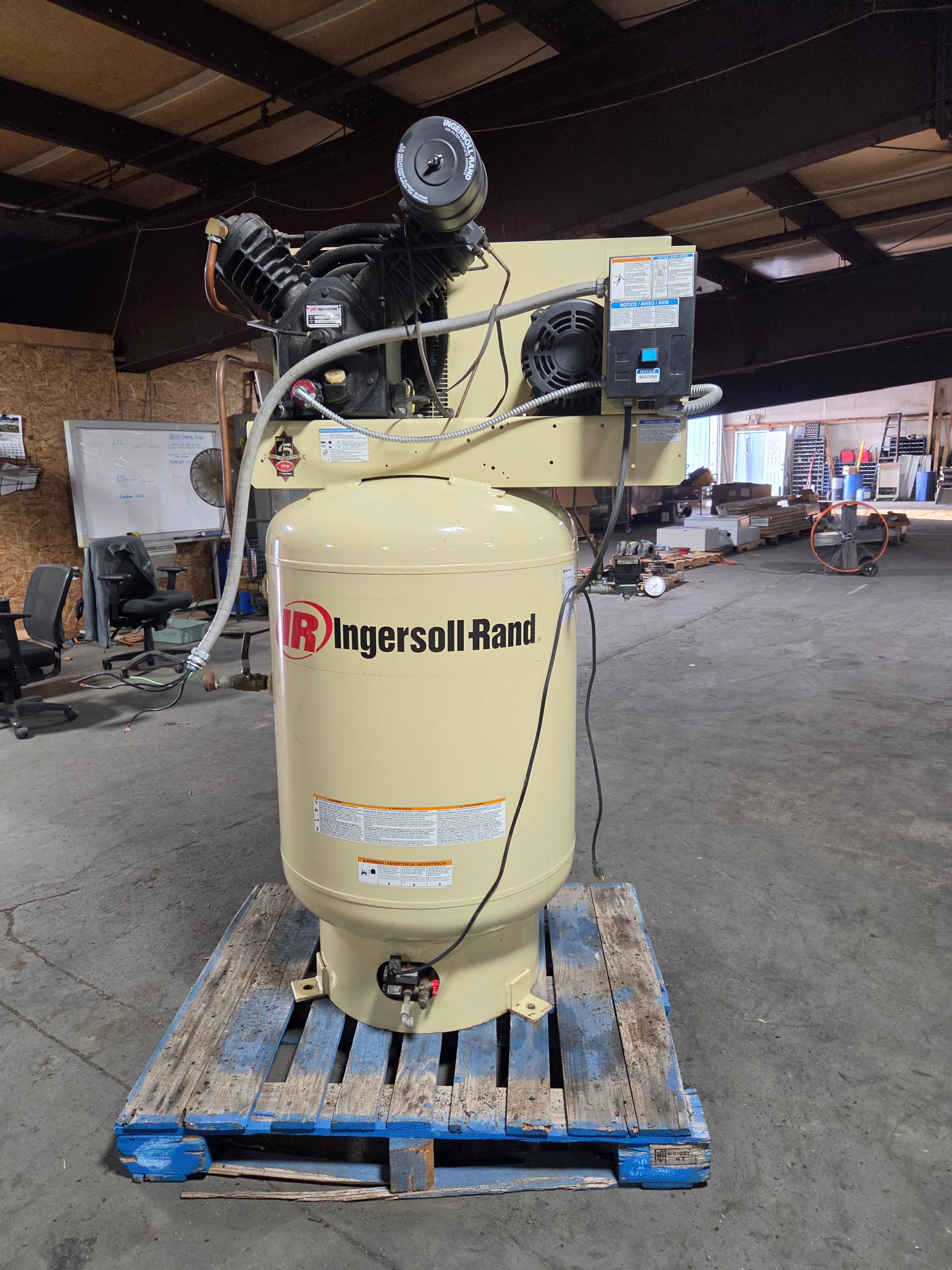 Ingersoll Rand 2545K10 Vertical Air Compressor 10 HP 120 Gallon 175 PSIG 3PH