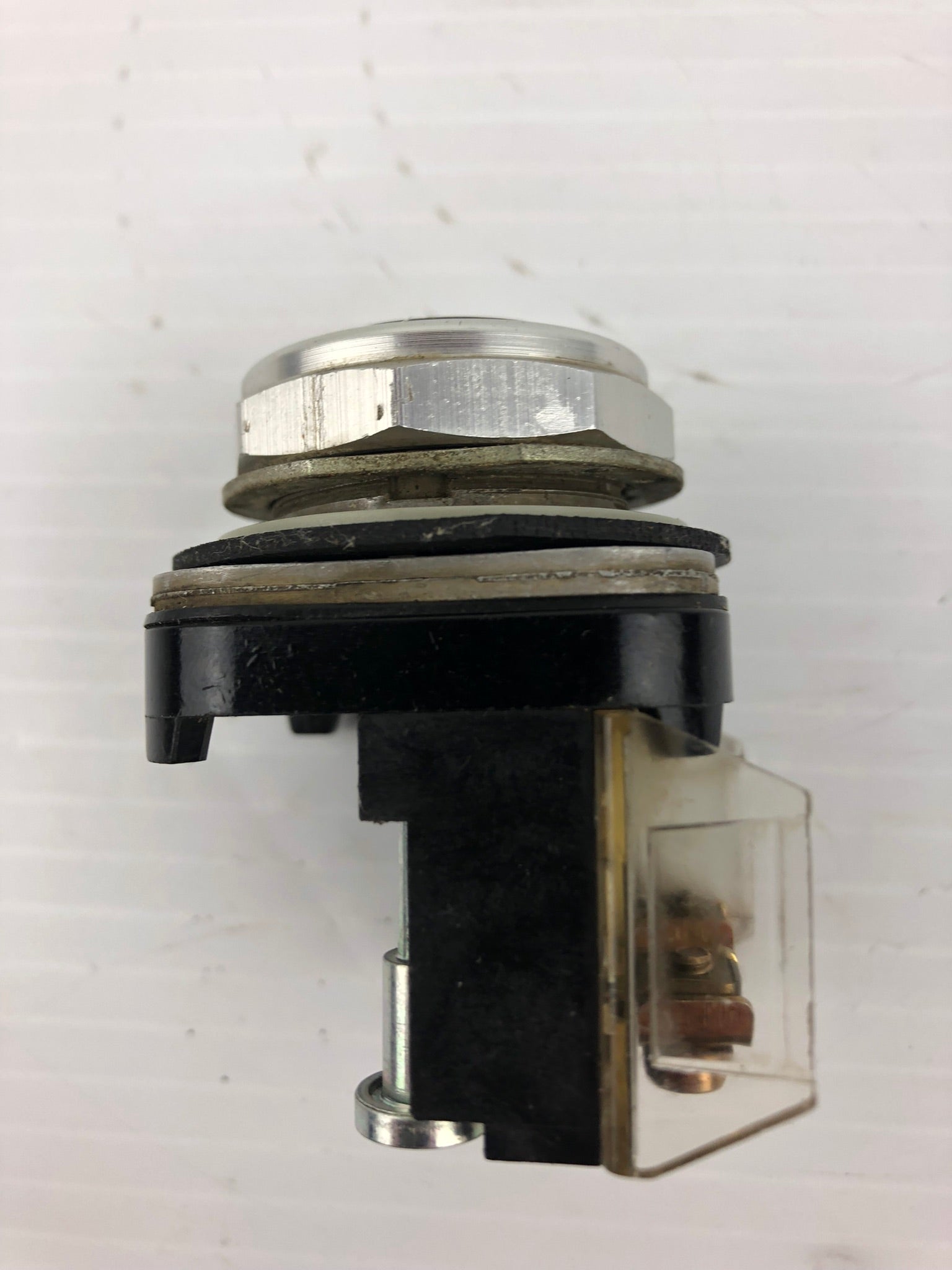 Allen-Bradley 800T-XD1 Pushbutton Black