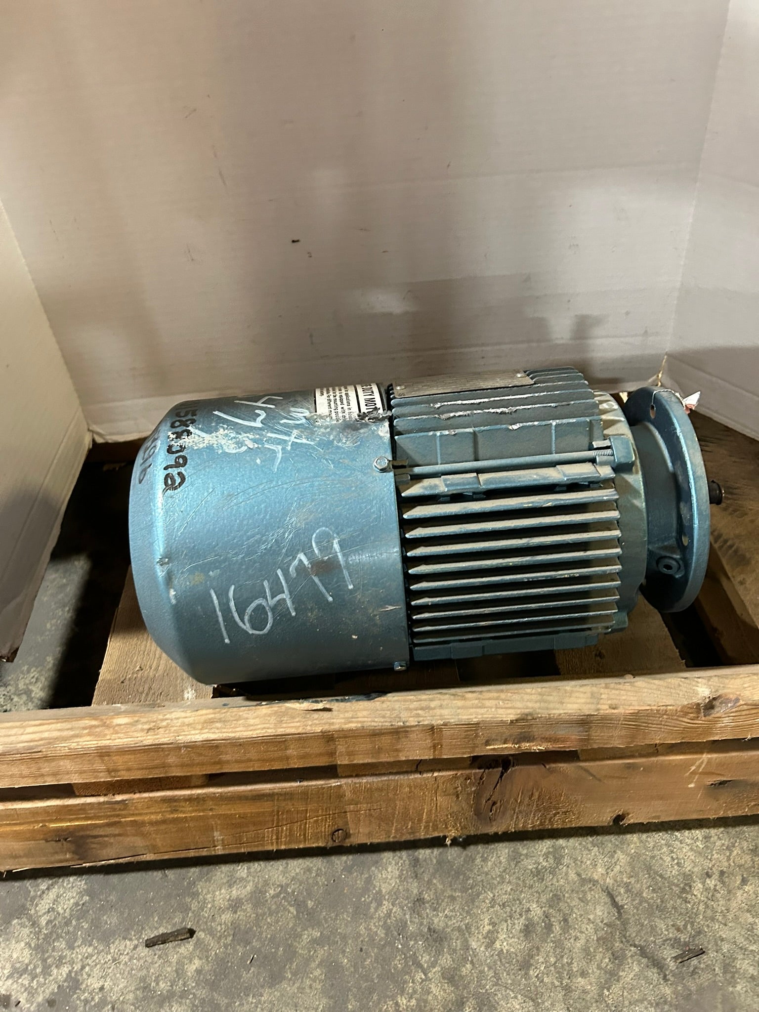 SEW Eurodrive DFT90L6 BMG2HR THKSTFFC 3PH Motor 2 HP 1140 RPM