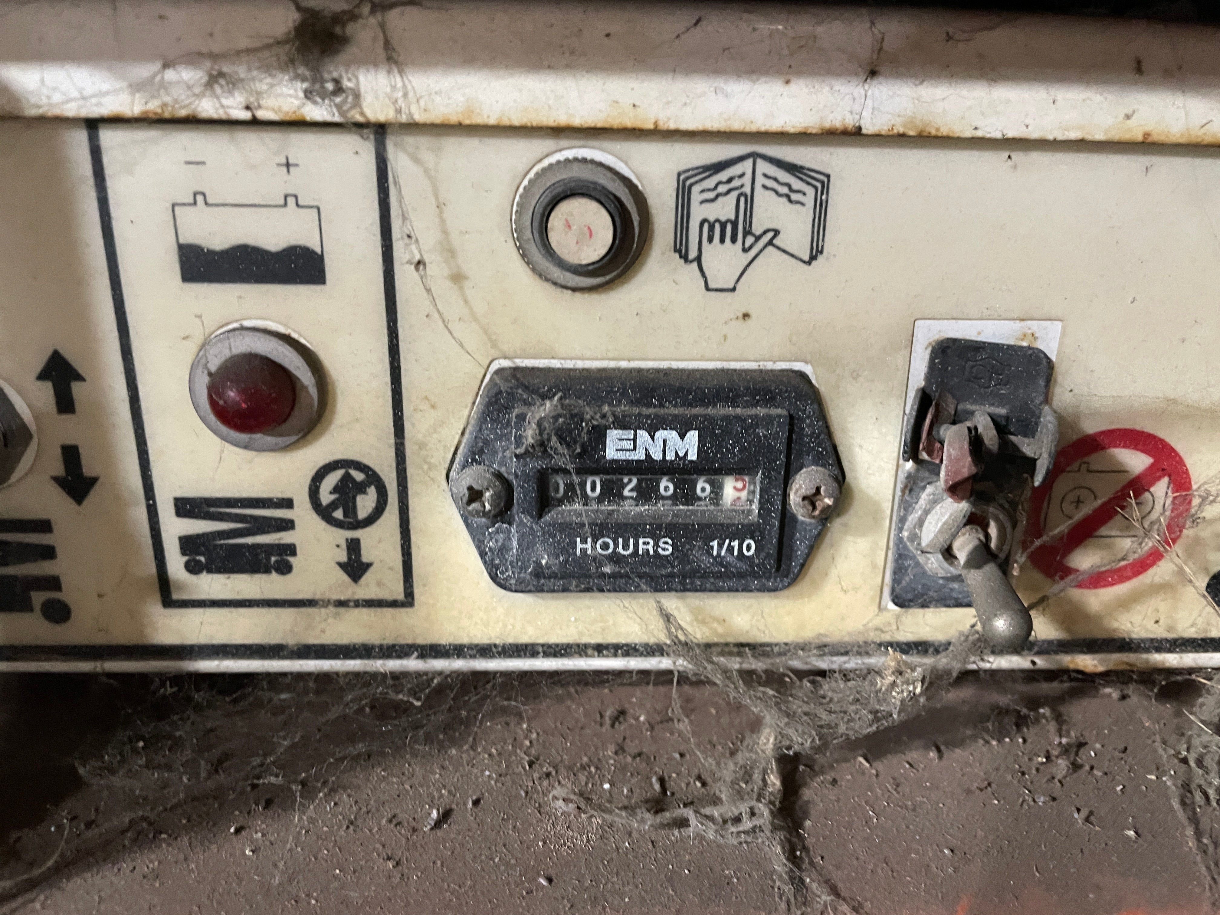 Snorkel Scissor Lift SL25 Electric 850 Lb. Capacity 25 Ft. Height 9726270797