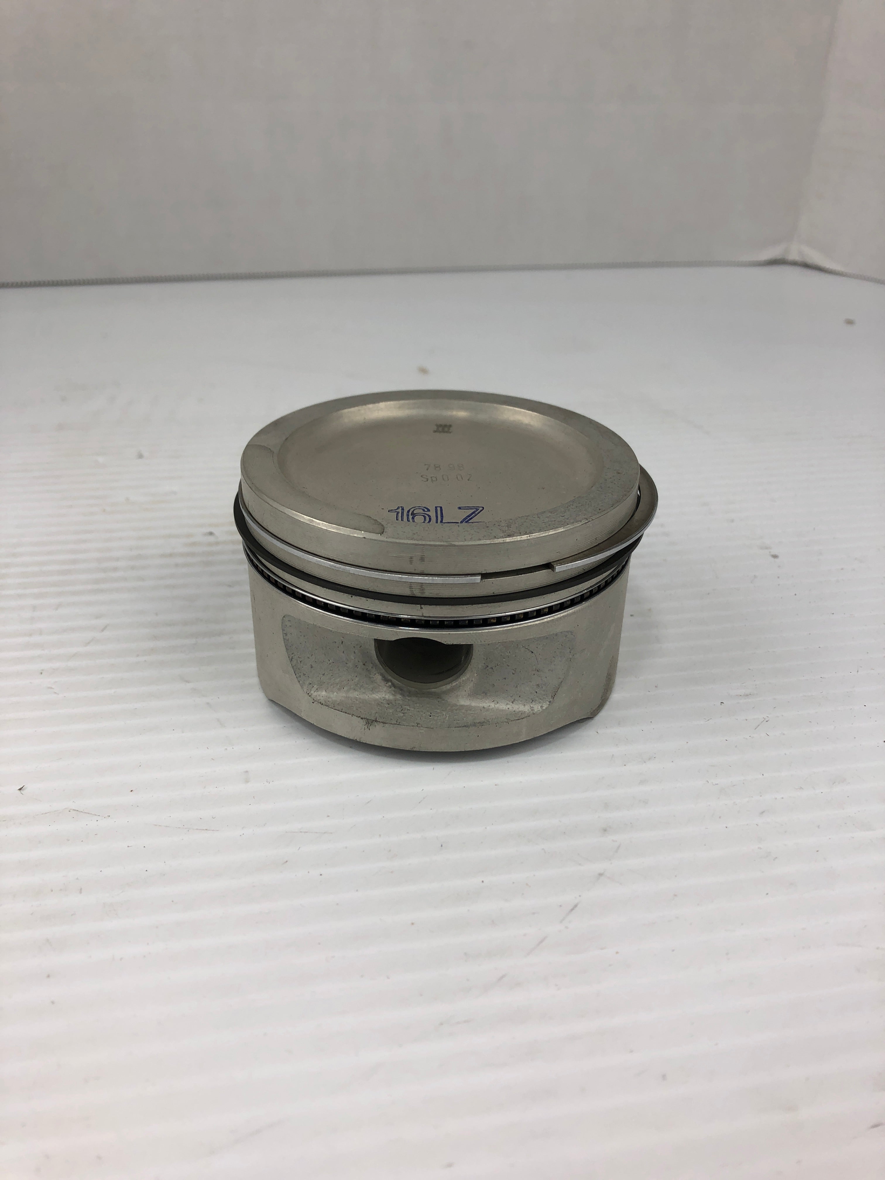 Clevite 2242911 Engine Piston with Rings 224-2911 - Box of 4