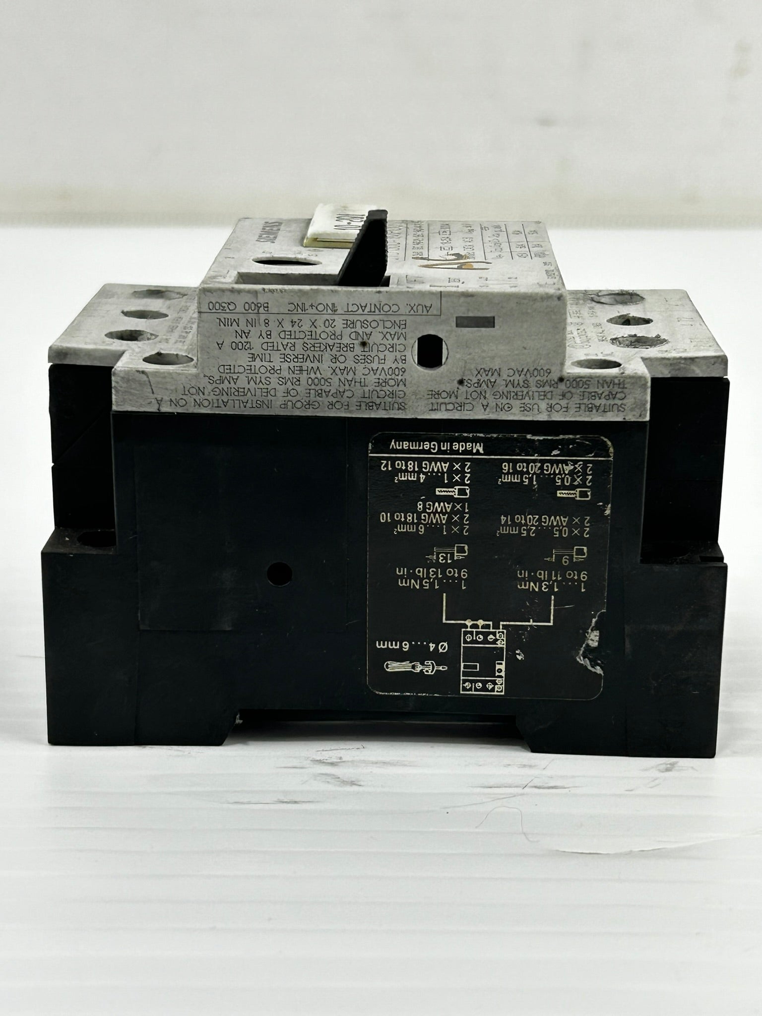 Siemens 3VU1300-1MP00 Circuit Breaker 3VU1300 1MP00