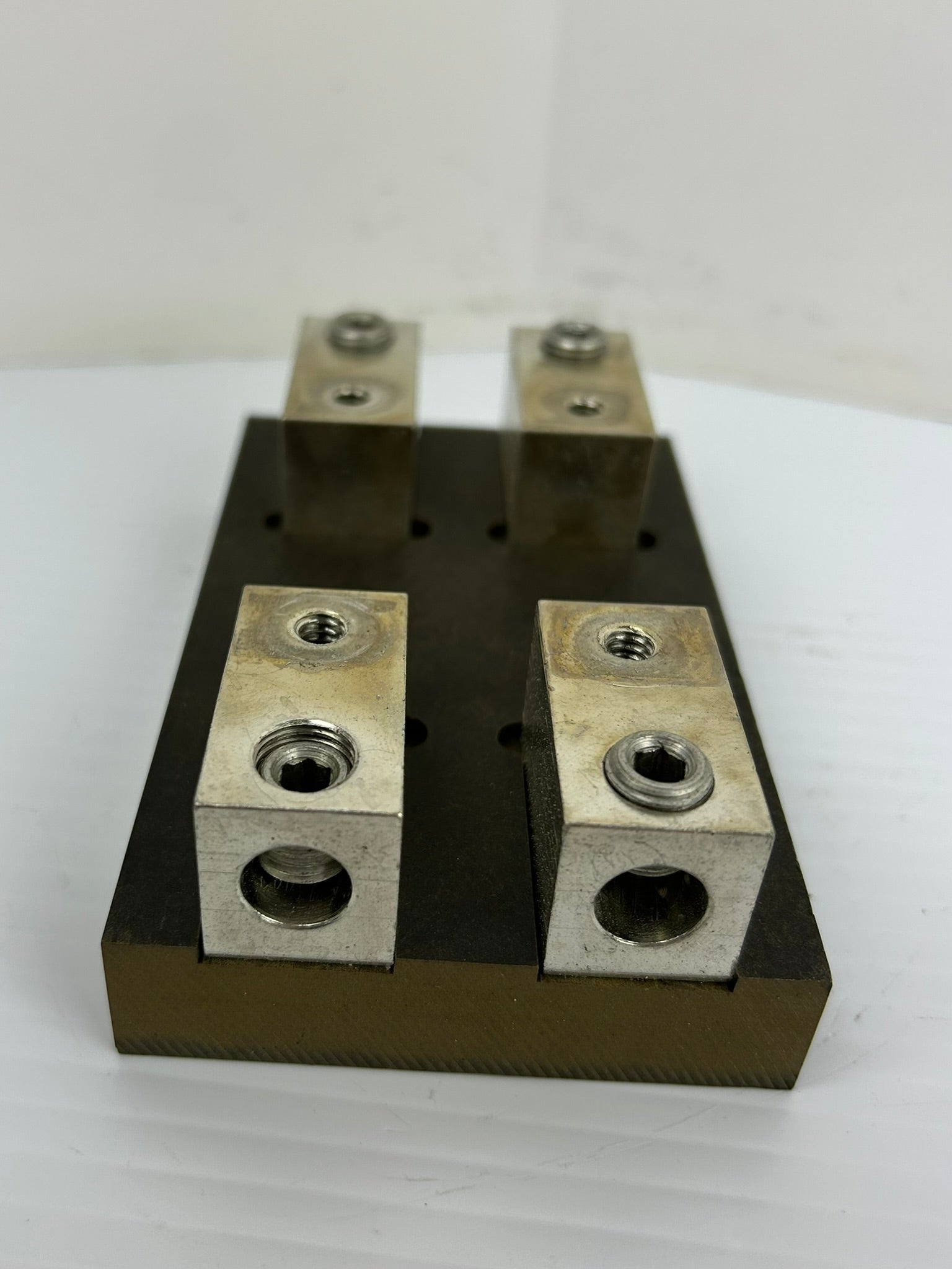 Gould Shawmut 61032T Fuse Block 600V 100A