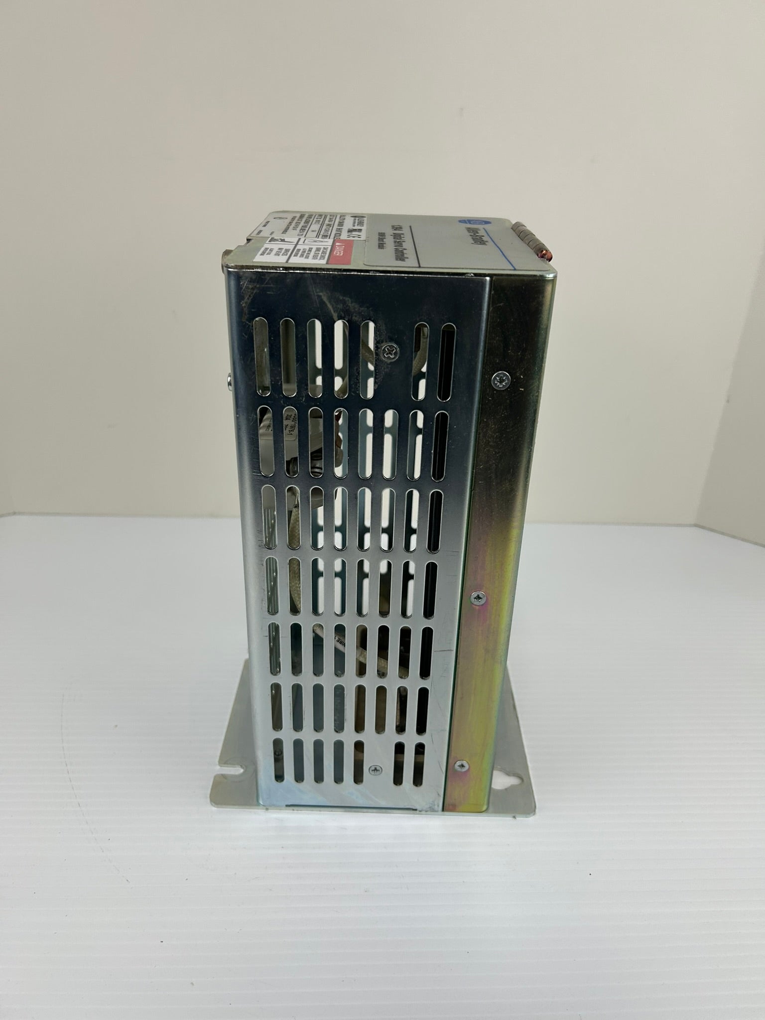 Allen Bradley 1394-SR9AF Digital Servo Controller Ser B 900W Shunt Module 1394