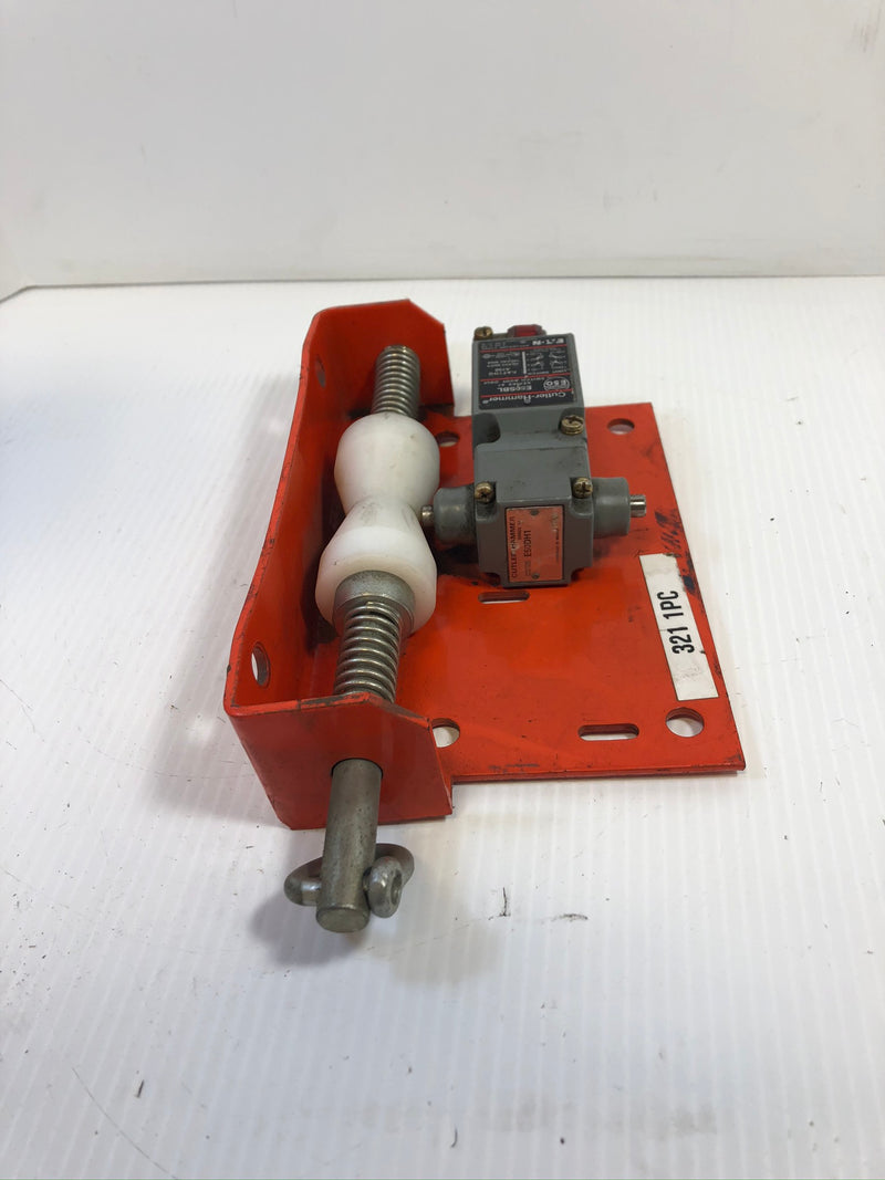 Cutler-Hammer Eaton E50SBL Ser A1 Limit Switch Body with Operating Head E50DH1