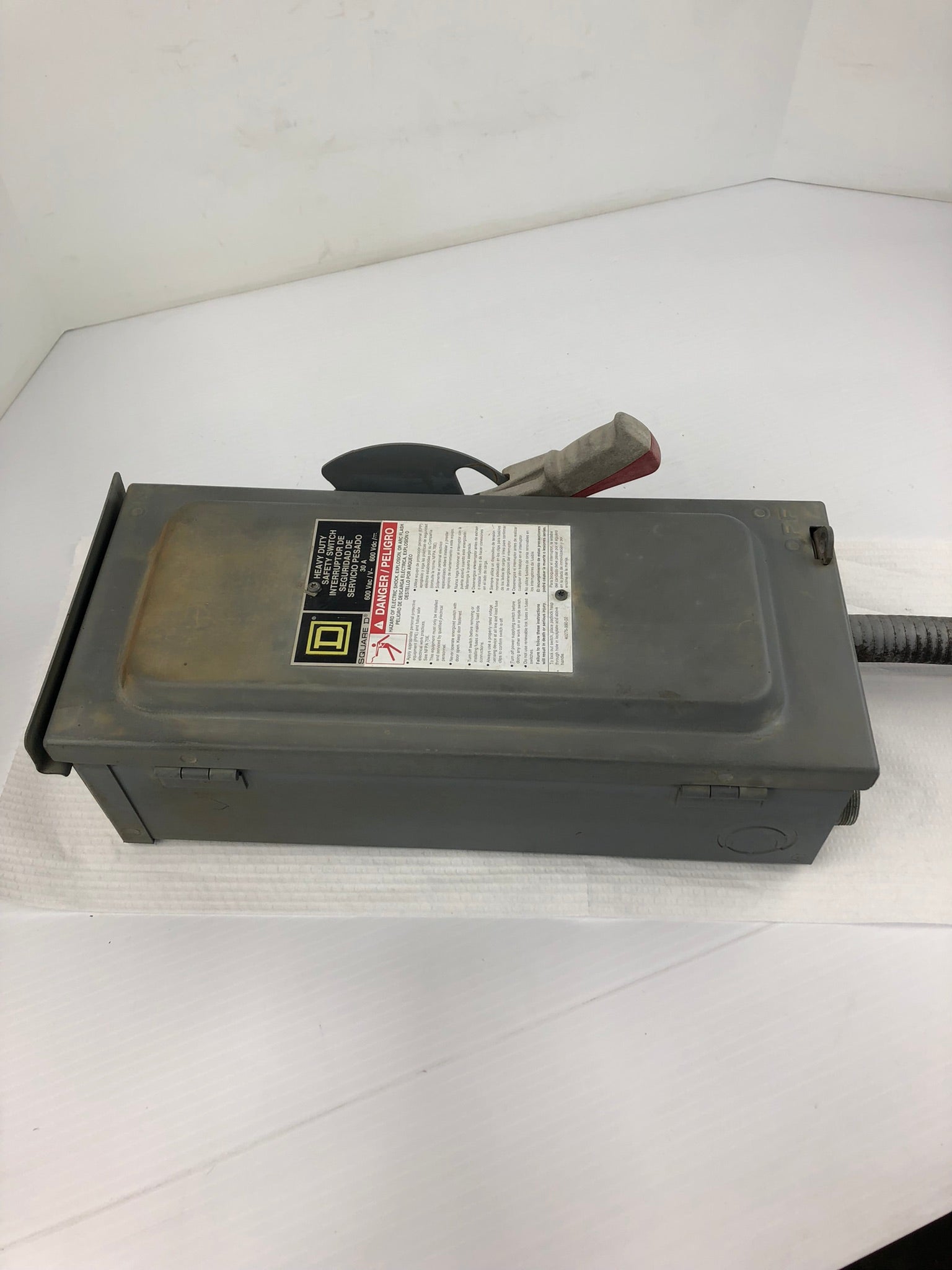 Square D Heavy Duty Safety Switch with (3) FRSR15 Bussmann Fusetron Fuses