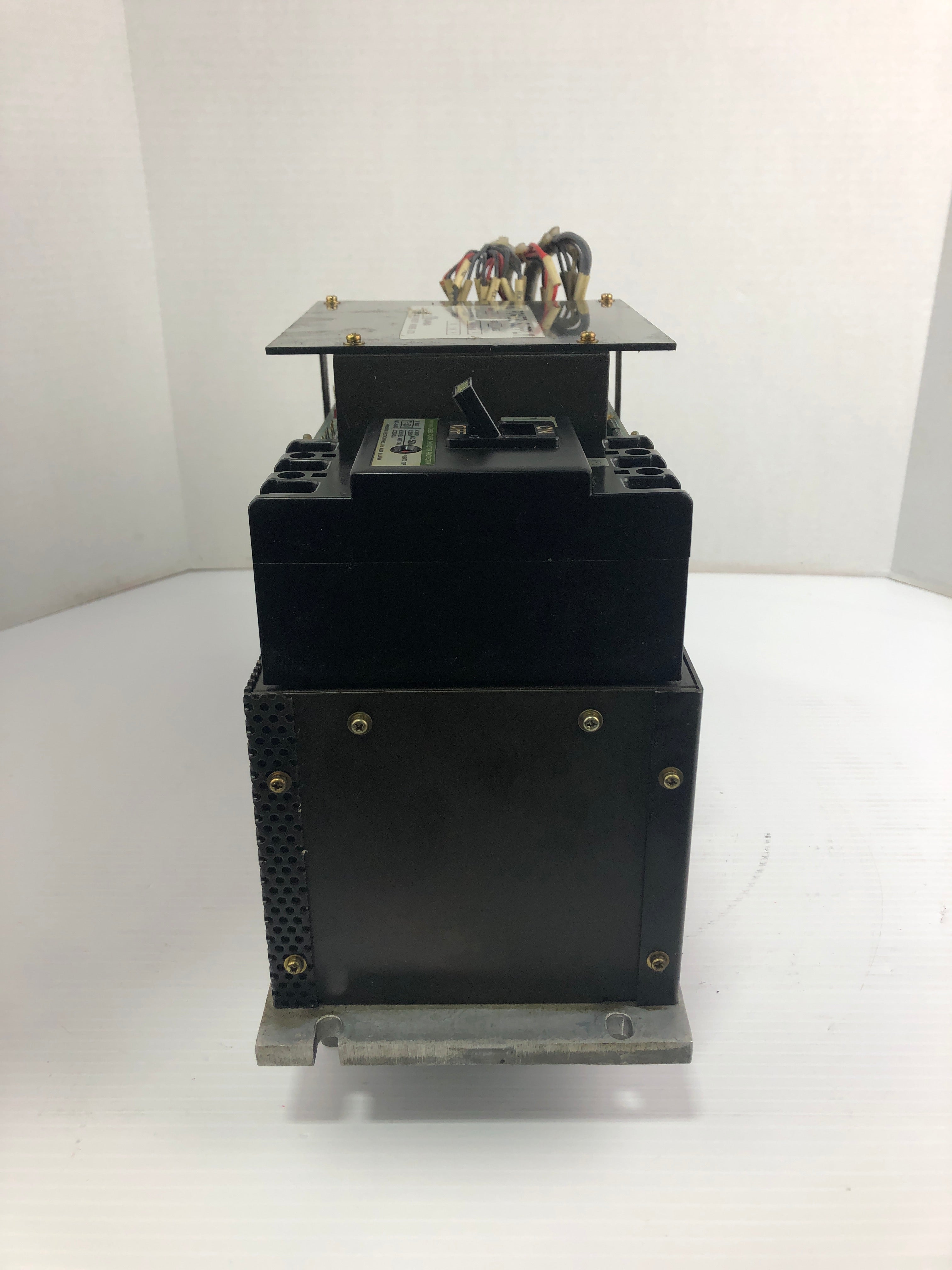 Okuma DCPS-3 DC Power Supply 200V 60A For 3 Axes