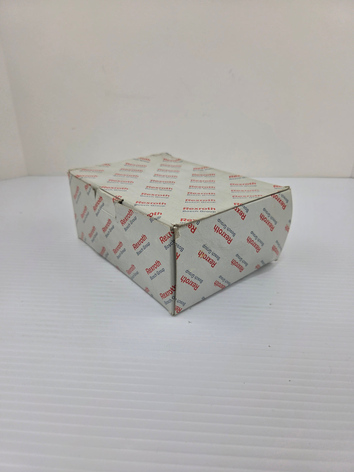 Rexroth R162141322 Guide Rail Ball Runner Block Carbon Steel KWD-045-SNH-C1-H-1